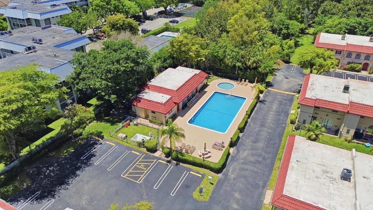RIVERSIDE ESTATES CONDO - Residential