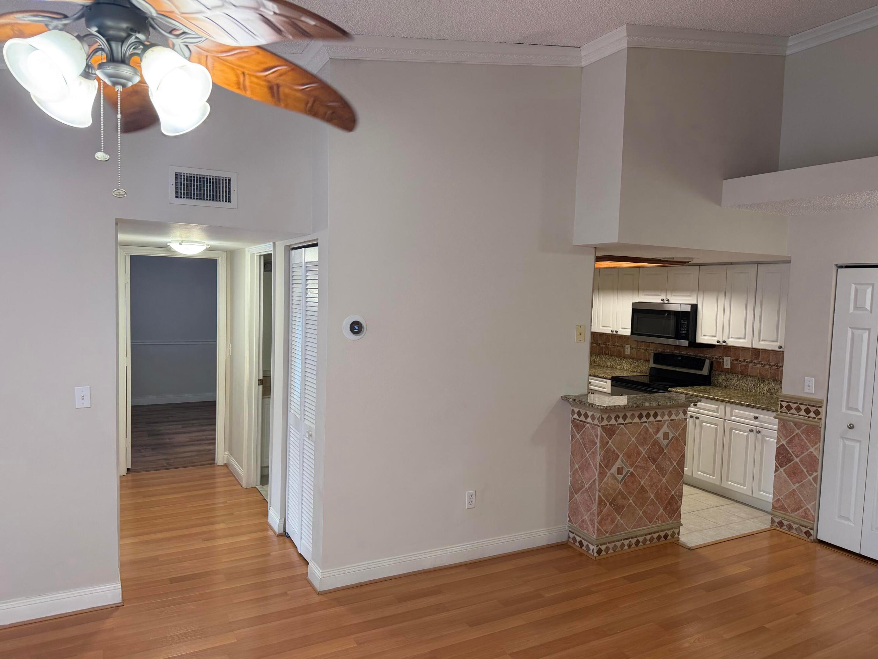 GRAND VIEW AT CRESTWOOD CONDO - Residential Lease