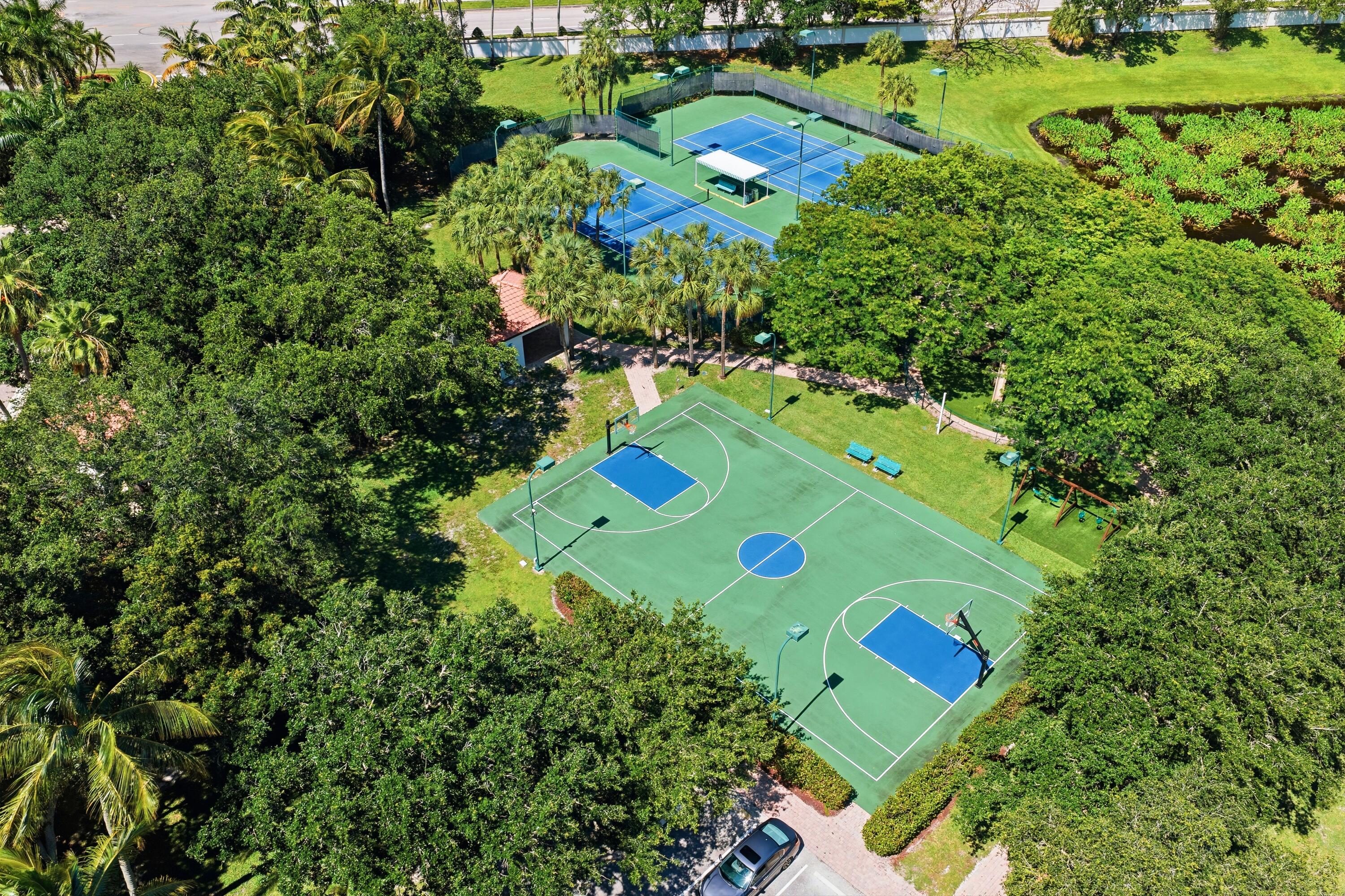Villages of Windsor Isola Bella Estates - Residential