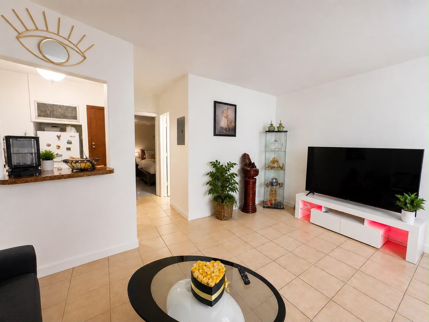 CAROLYNN TOWNHOUSE CONDO - Residential