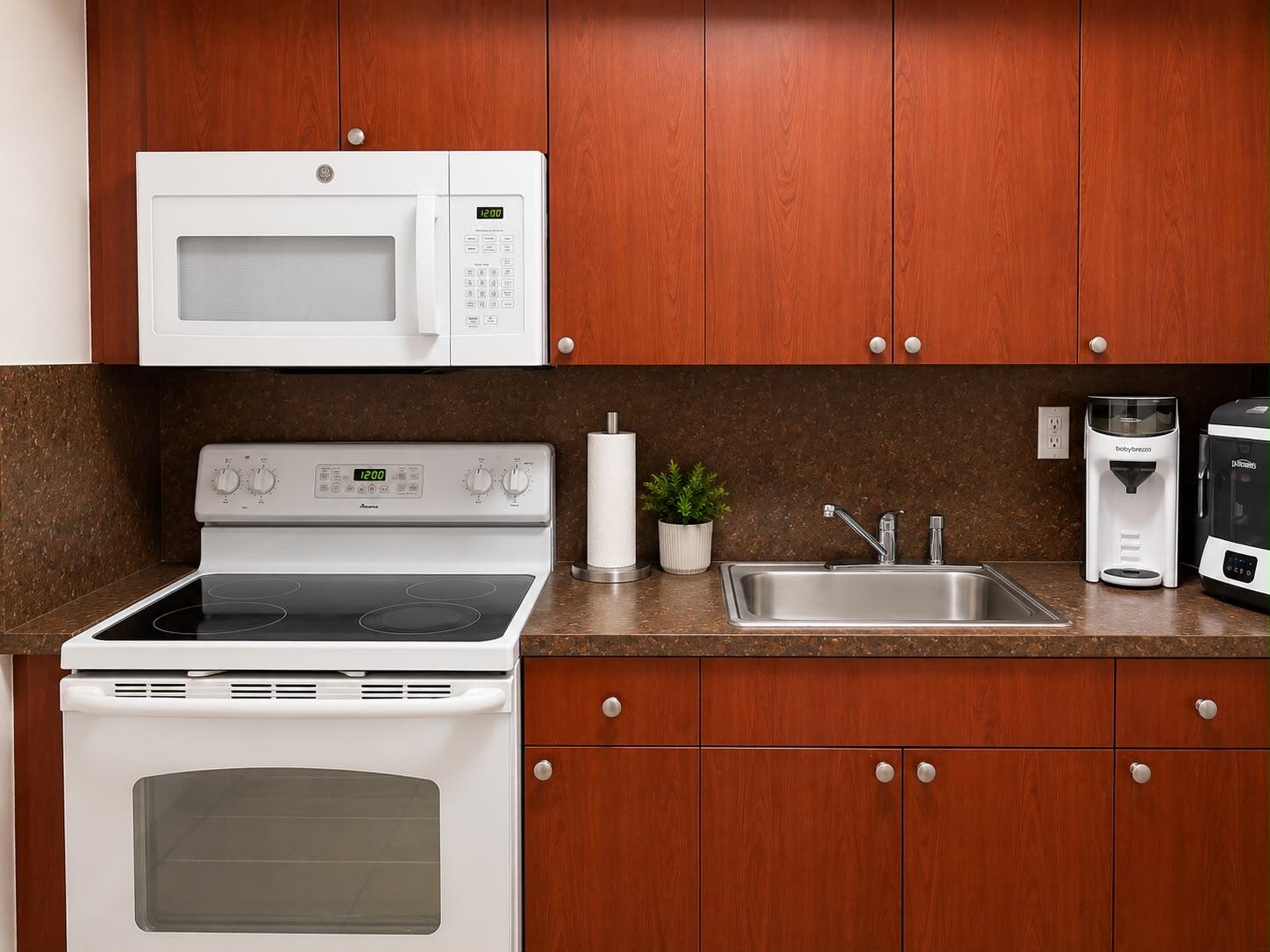 CAROLYNN TOWNHOUSE CONDO - Residential