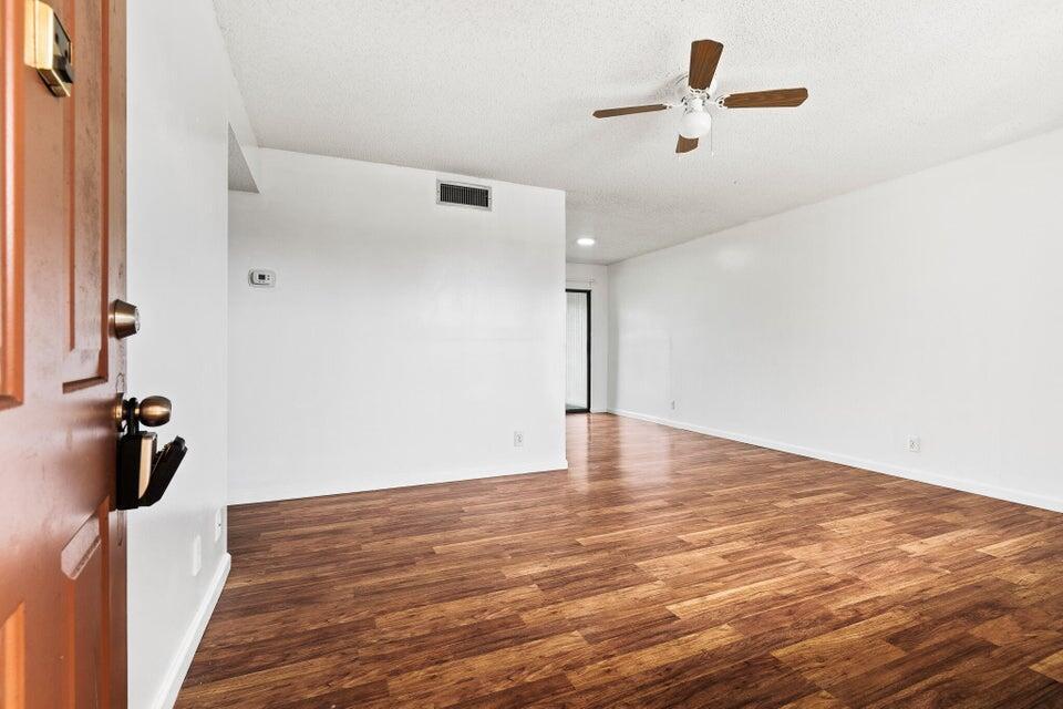 OAK COURT CONDO - Residential