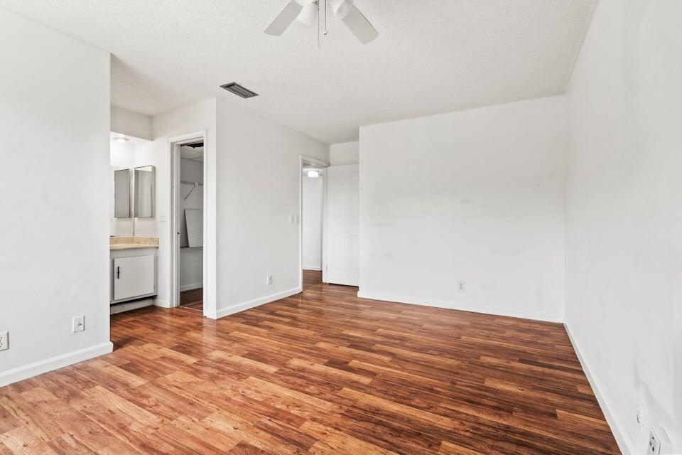 OAK COURT CONDO - Residential