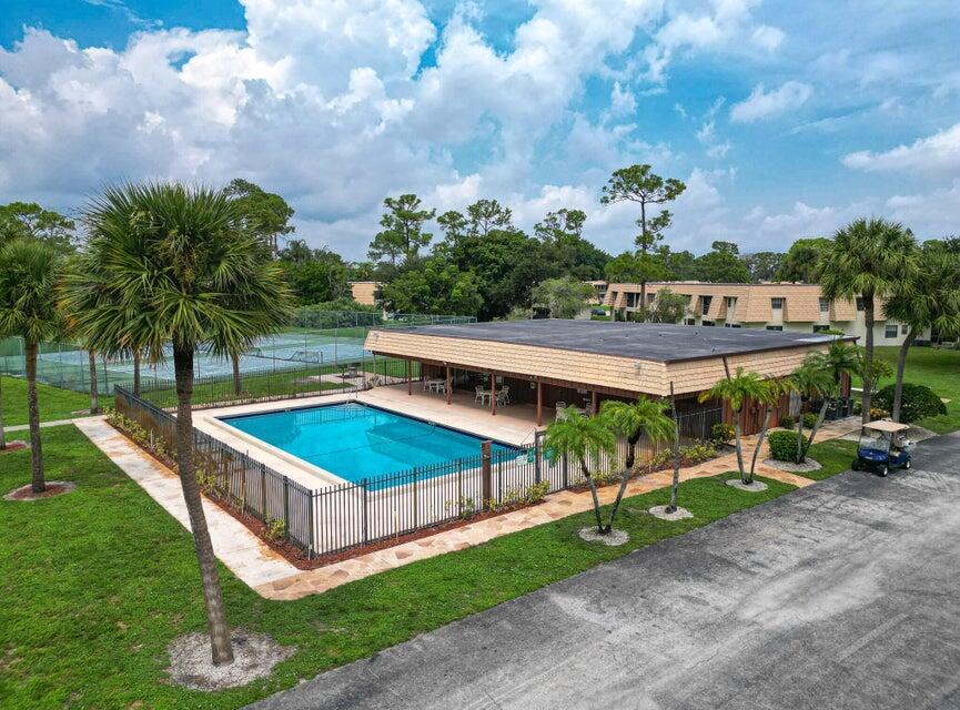 OAK COURT CONDO - Residential