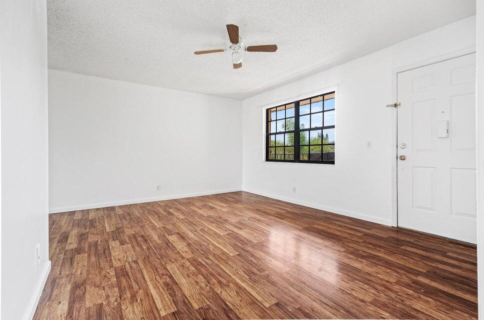 OAK COURT CONDO - Residential