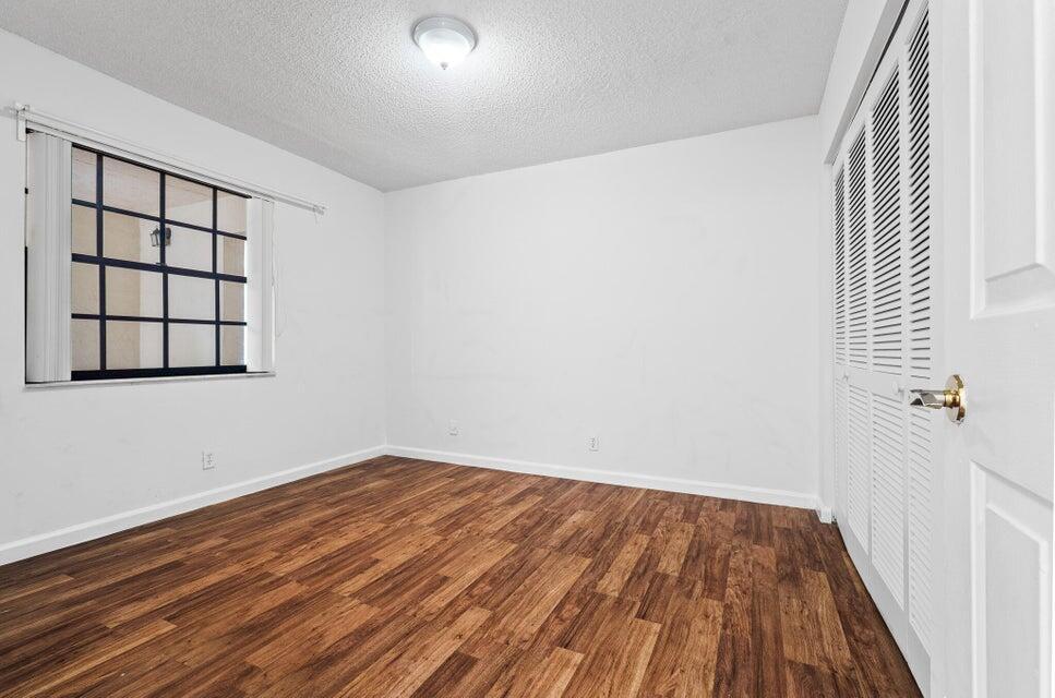 OAK COURT CONDO - Residential