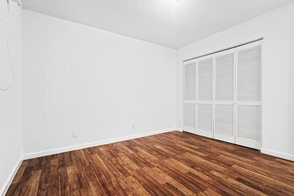 OAK COURT CONDO - Residential