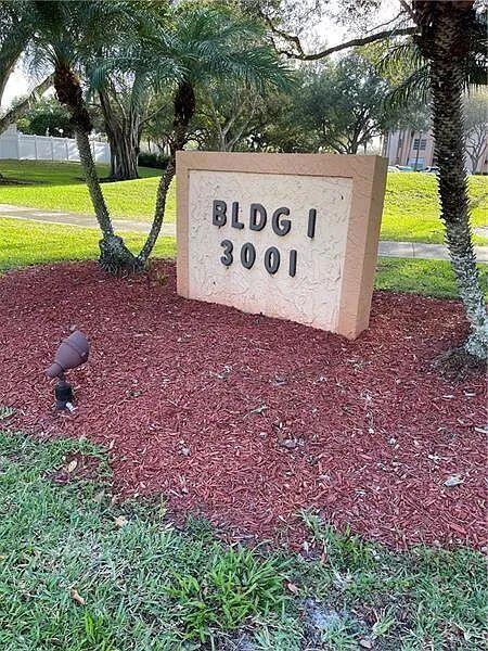 Welcome to this thoughtfully designed one-bedroom, one-bathroom condominium nestled in the Rolling Hills Golf and community of Davie, Florida. This residence spans 900 square feet of finished living space, offering comfortable proportions for those seeking an efficient layout. Located on the seventh floor, this unit provides an elevated position within the building. This condominium presents a practical living opportunity in an established community, ideal for those seeking a streamlined residential experience.