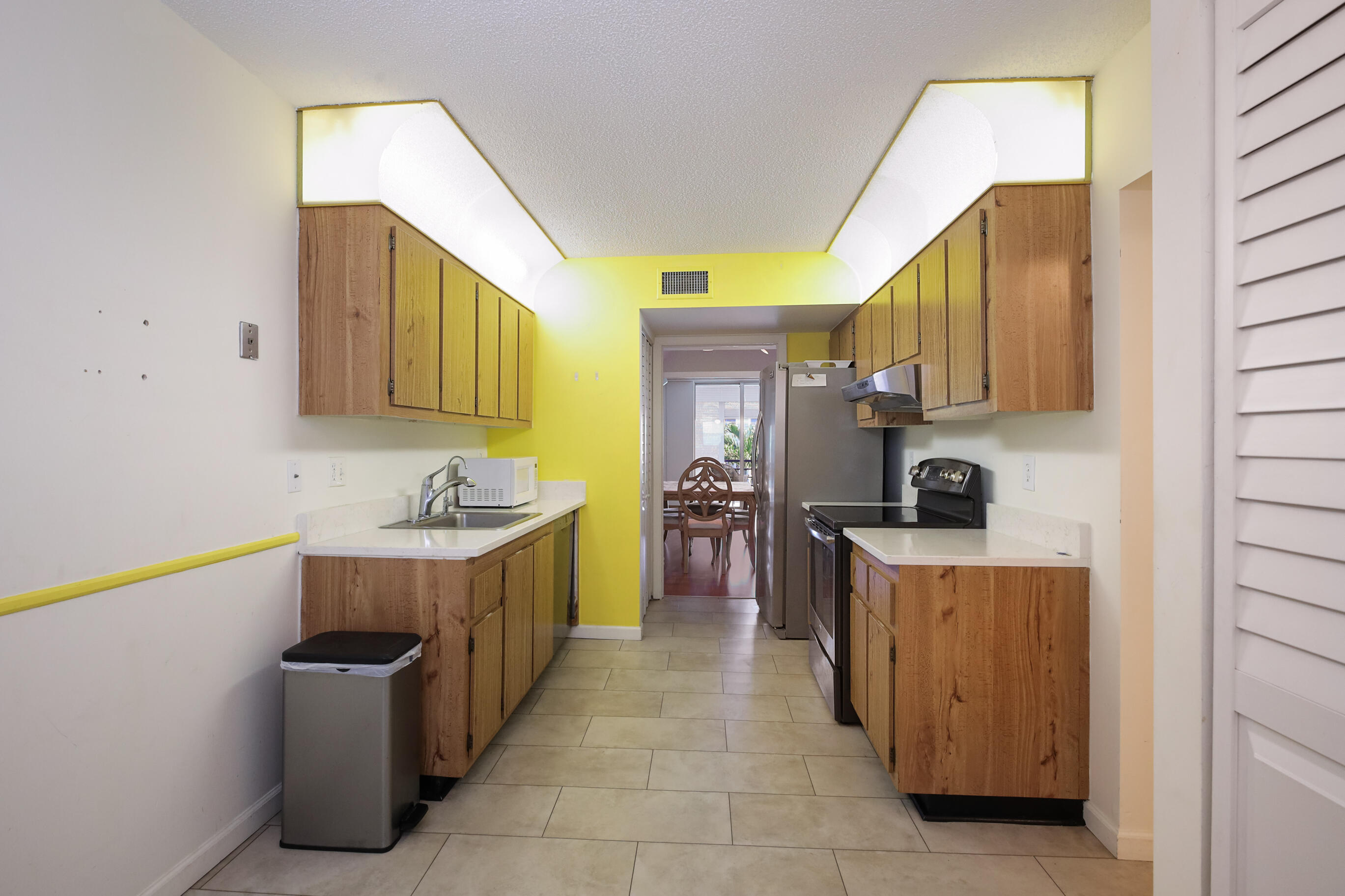 CARLISLE AT POINCIANA CONDO - Residential