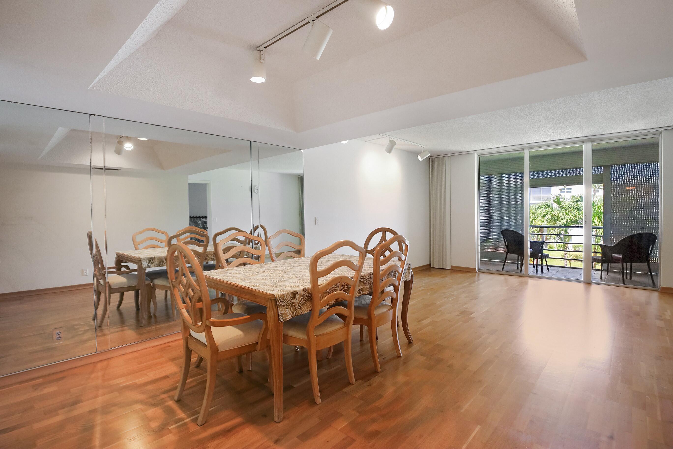 CARLISLE AT POINCIANA CONDO - Residential