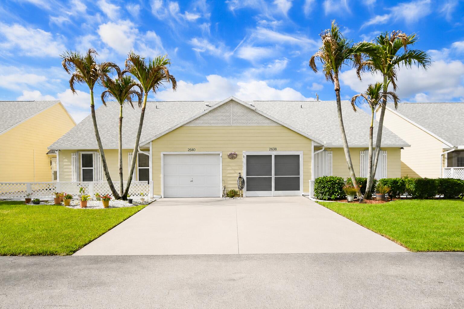 TROPICAL EAST - Residential