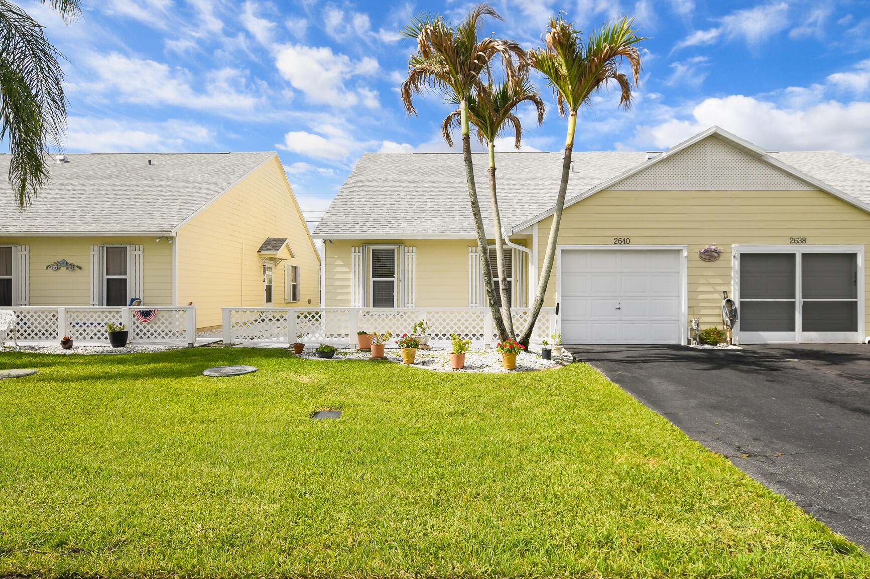 TROPICAL EAST - Residential