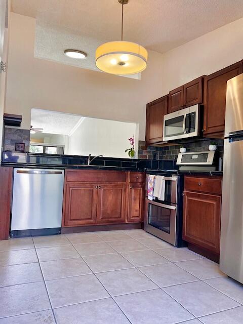 BOCA BEND - Residential Lease