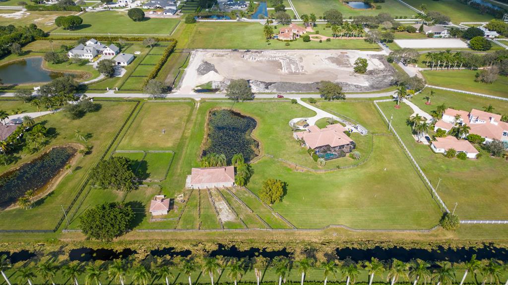PALM BEACH POINT - Residential