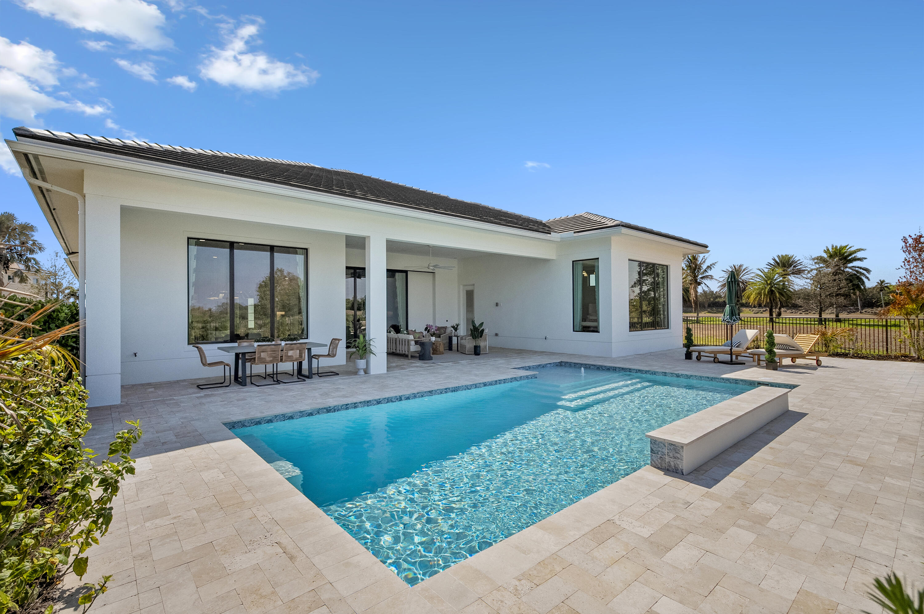TESORO PLAT NO. 4 - Residential