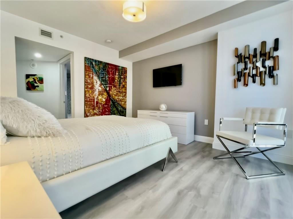 THE VUE - Residential
