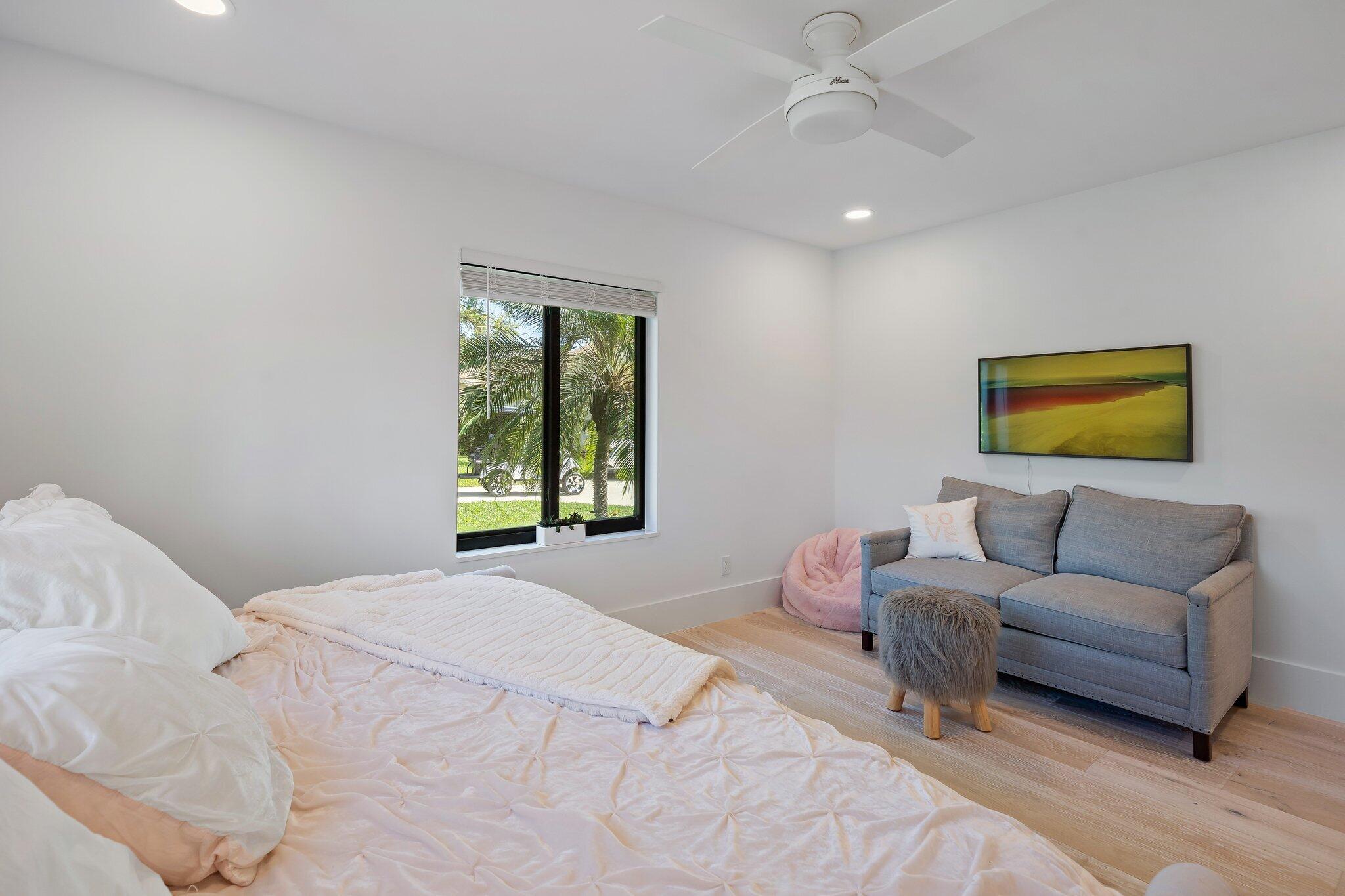 RIVER - Residential