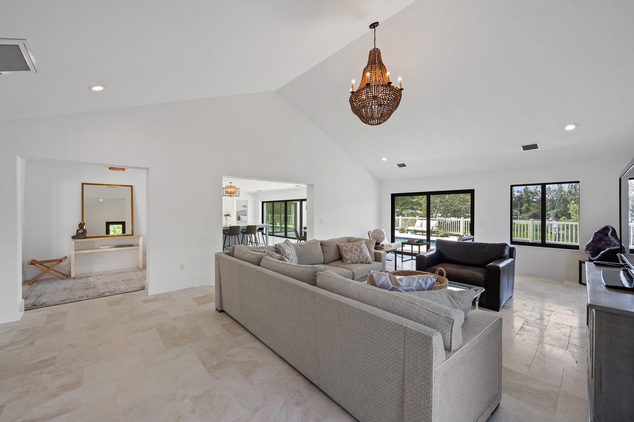 RIVER - Residential