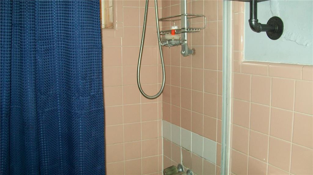 Prospect Gardens 22-26 B - Residential