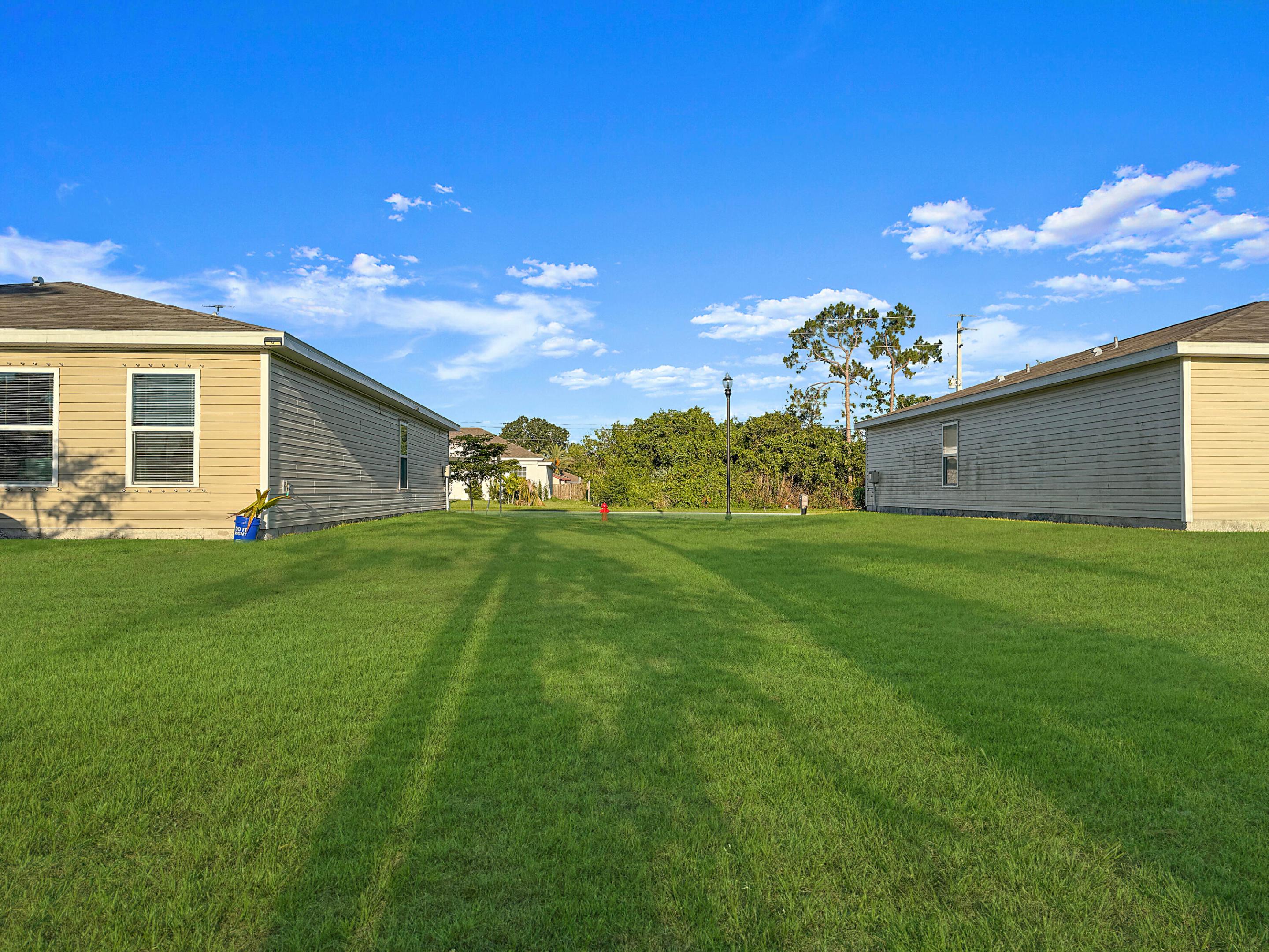 PORT ST LUCIE SECTION 10 - Residential