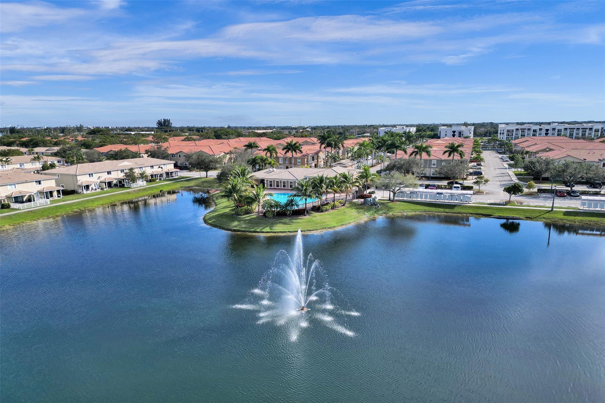 HAMPTON HILLS - Residential
