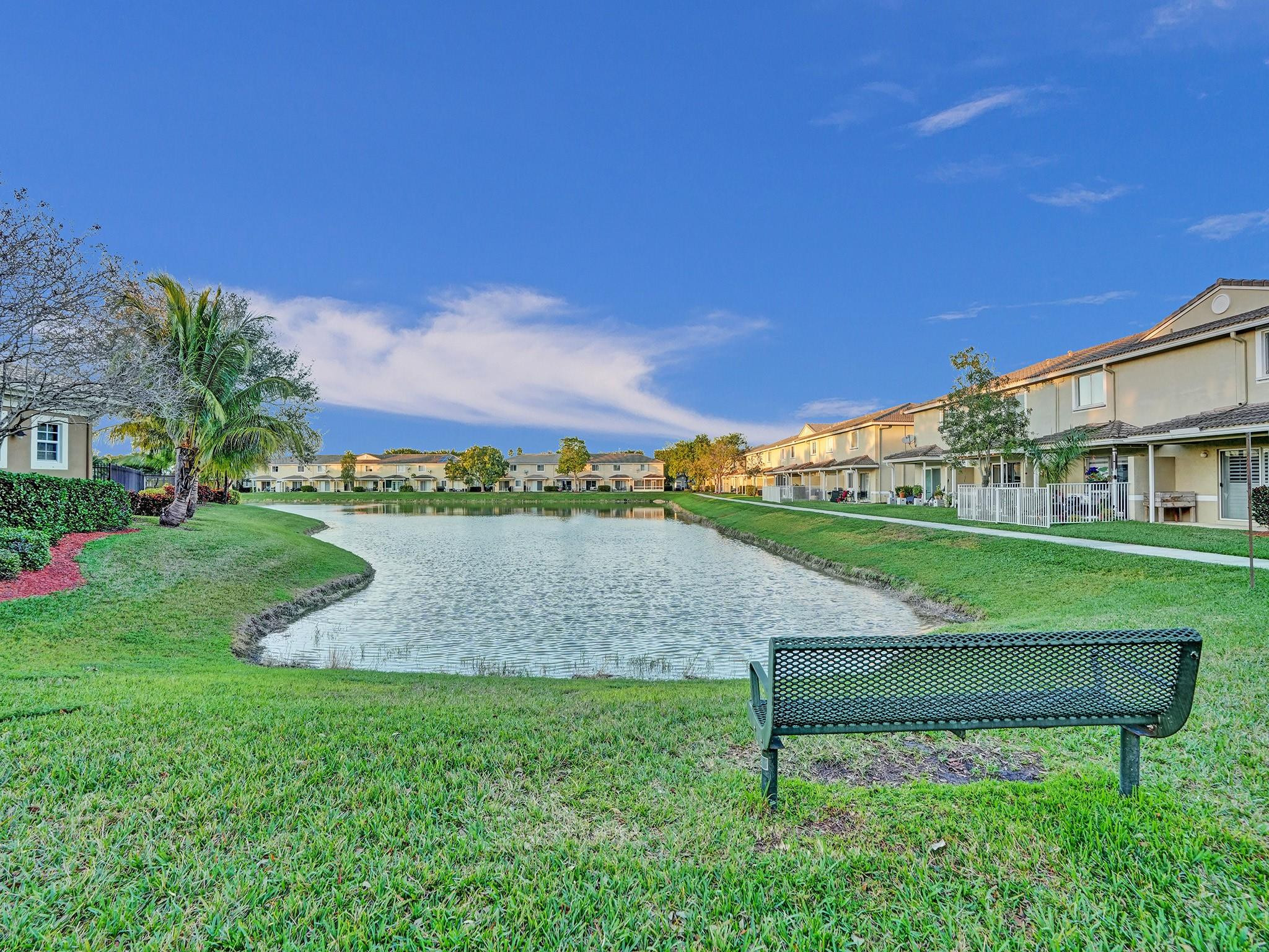 HAMPTON HILLS - Residential