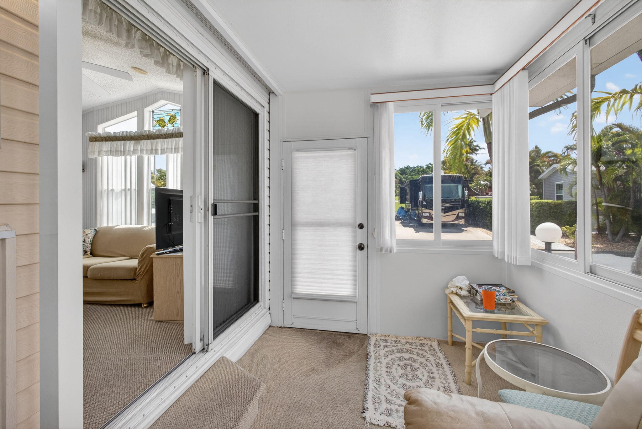 Juno Ocean Walk - Residential