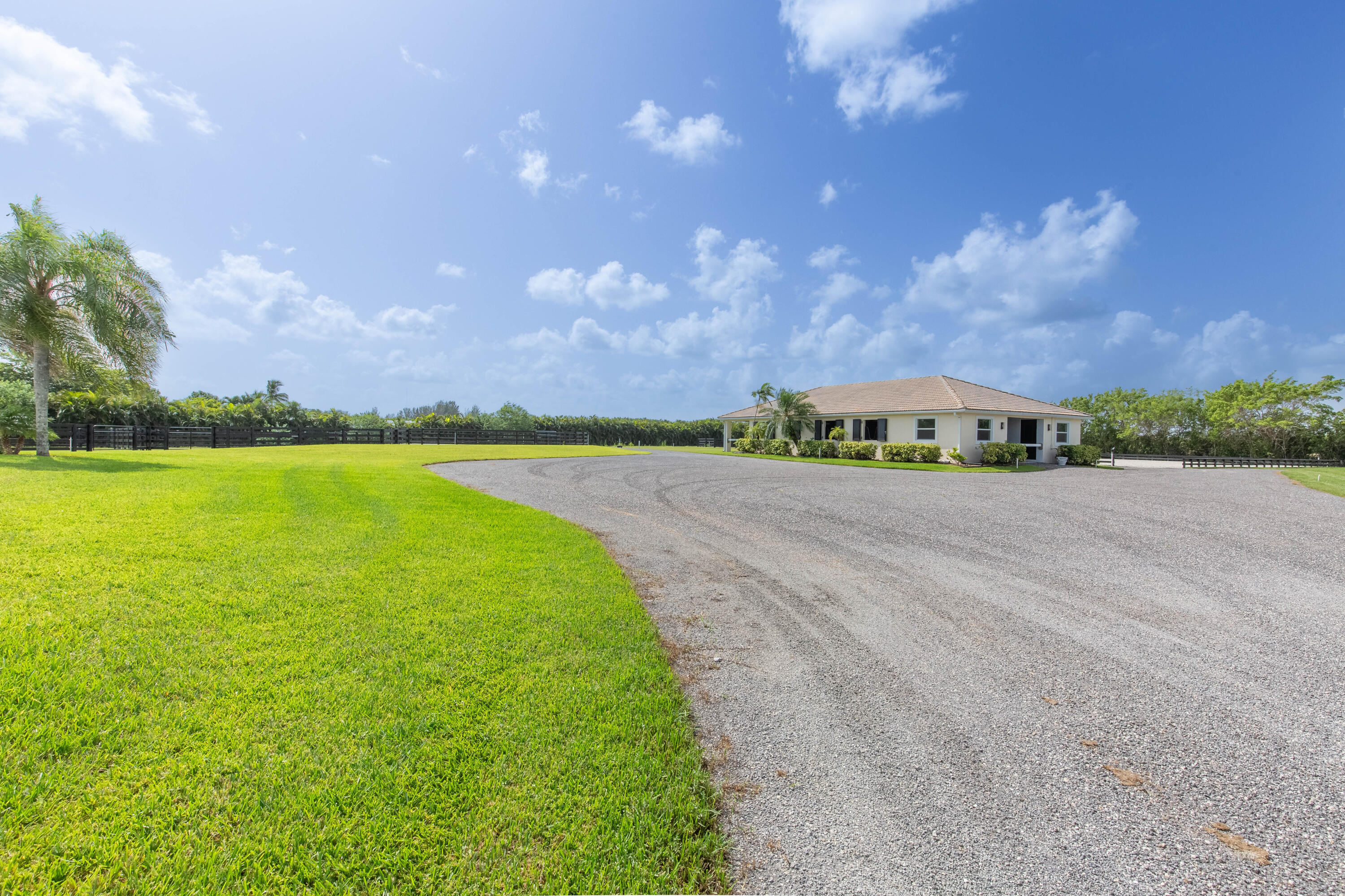 Palm Beach Point - Sun glade - Residential