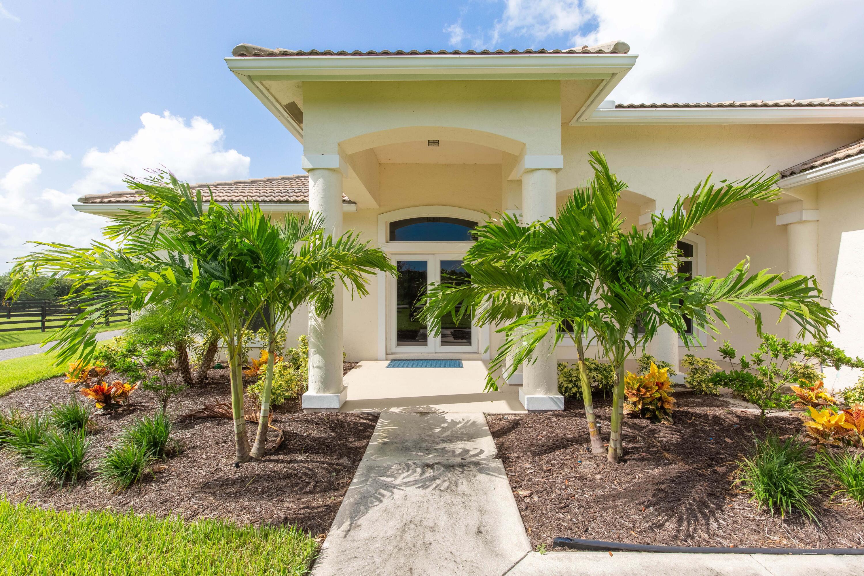 Palm Beach Point - Sun glade - Residential