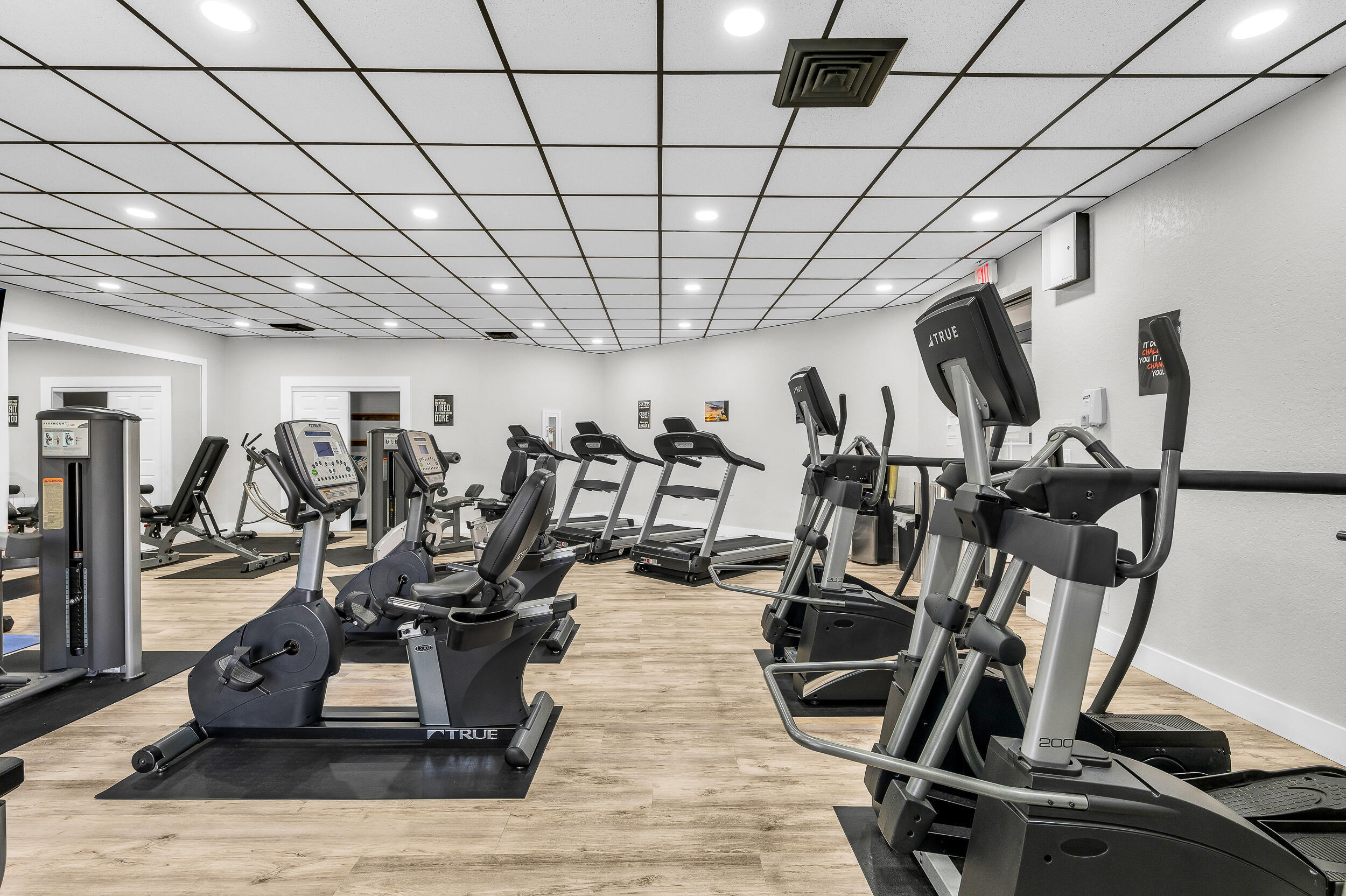 LAVERS DELRAY RACQUET CLUB CONDO - Residential Lease