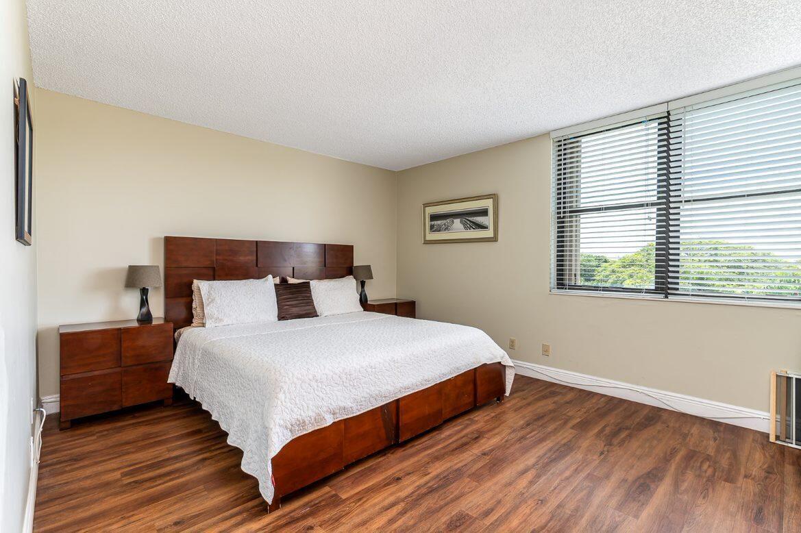LAVERS DELRAY RACQUET CLUB CONDO - Residential Lease