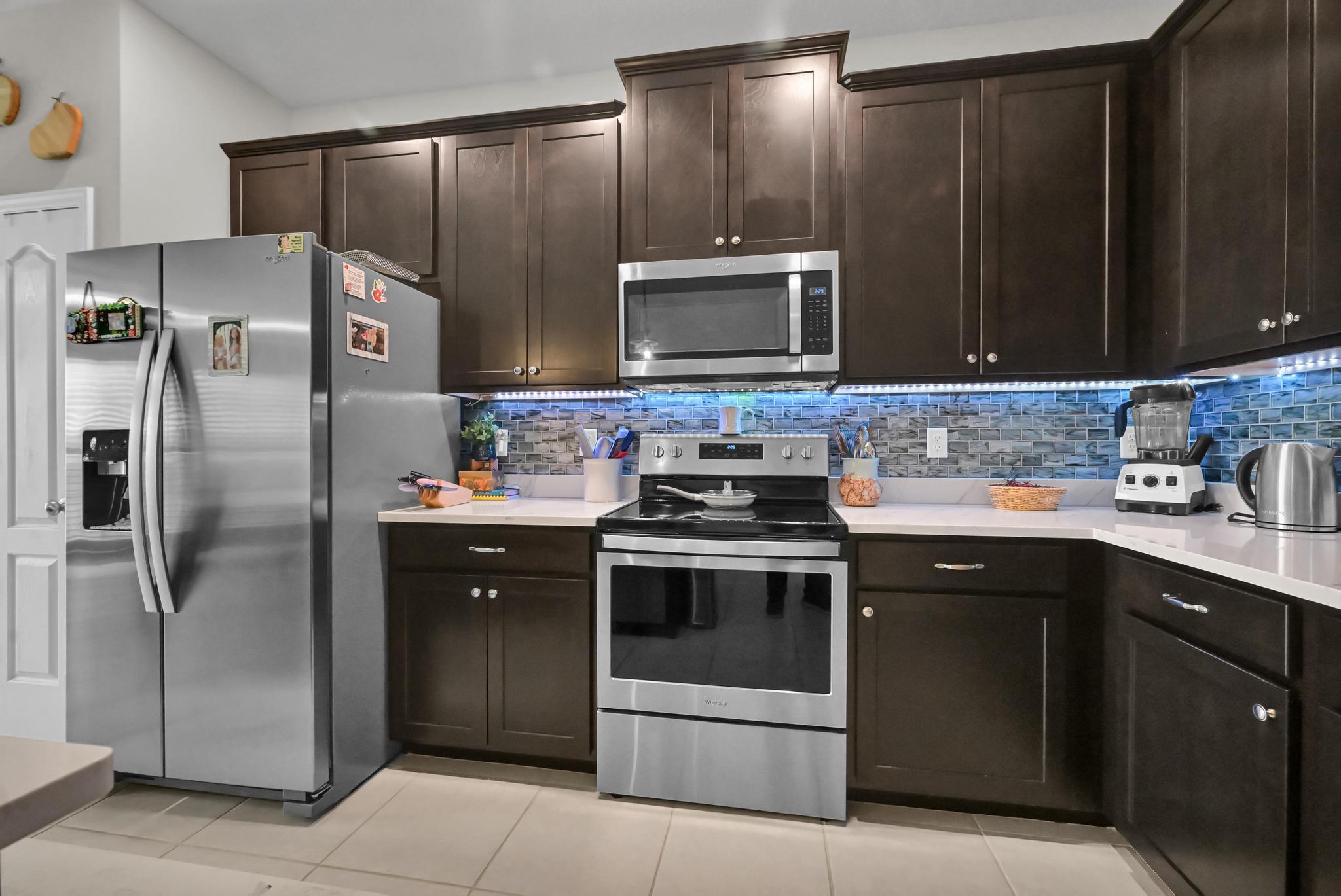 CELEBRATION POINTE - Residential