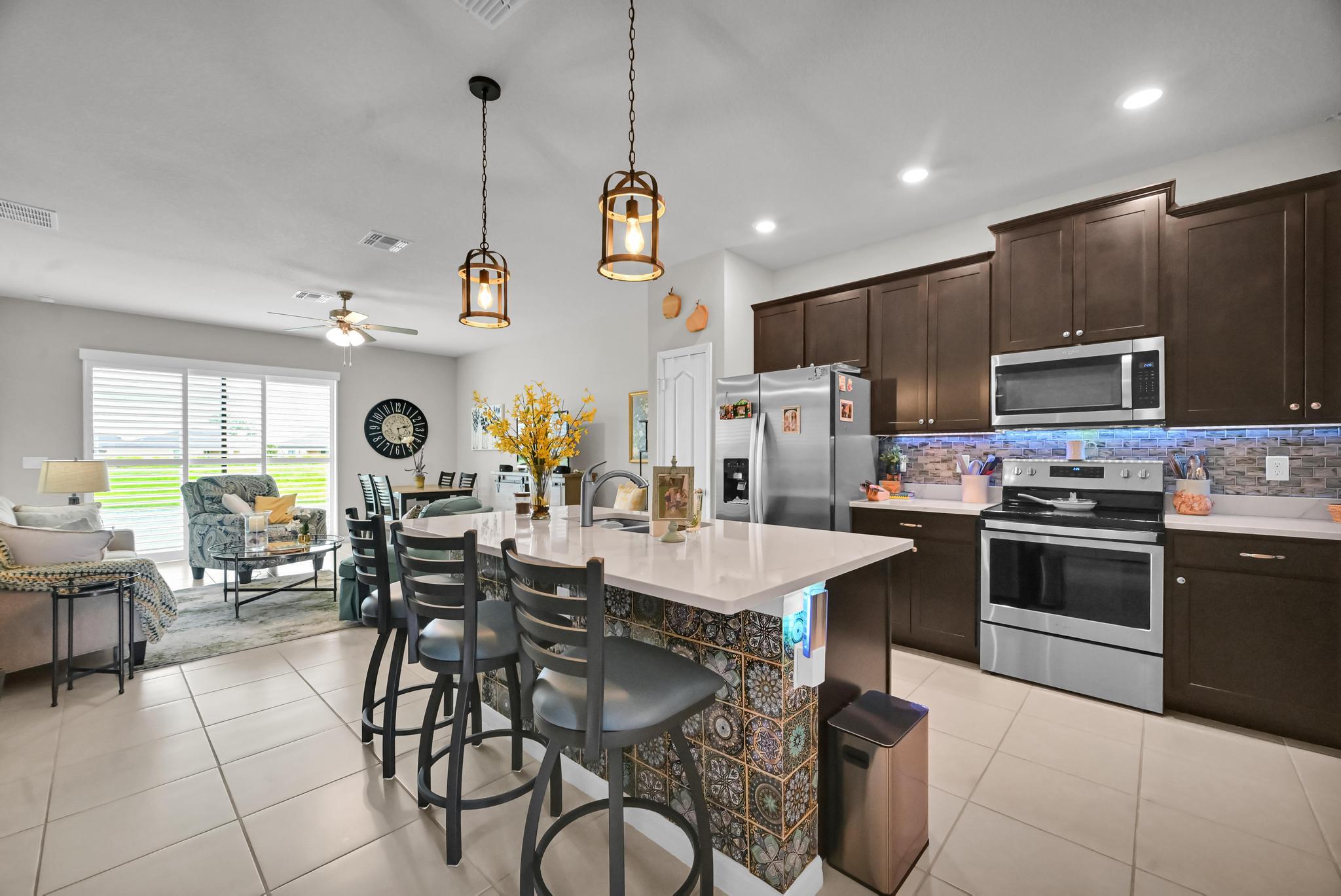 CELEBRATION POINTE - Residential