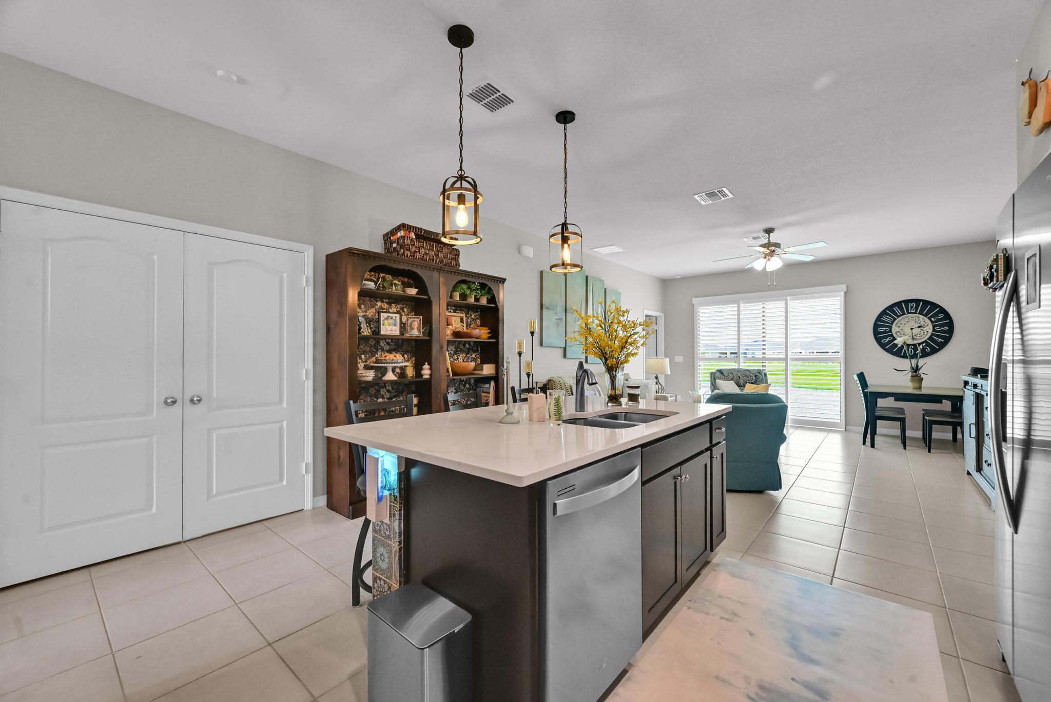 CELEBRATION POINTE - Residential