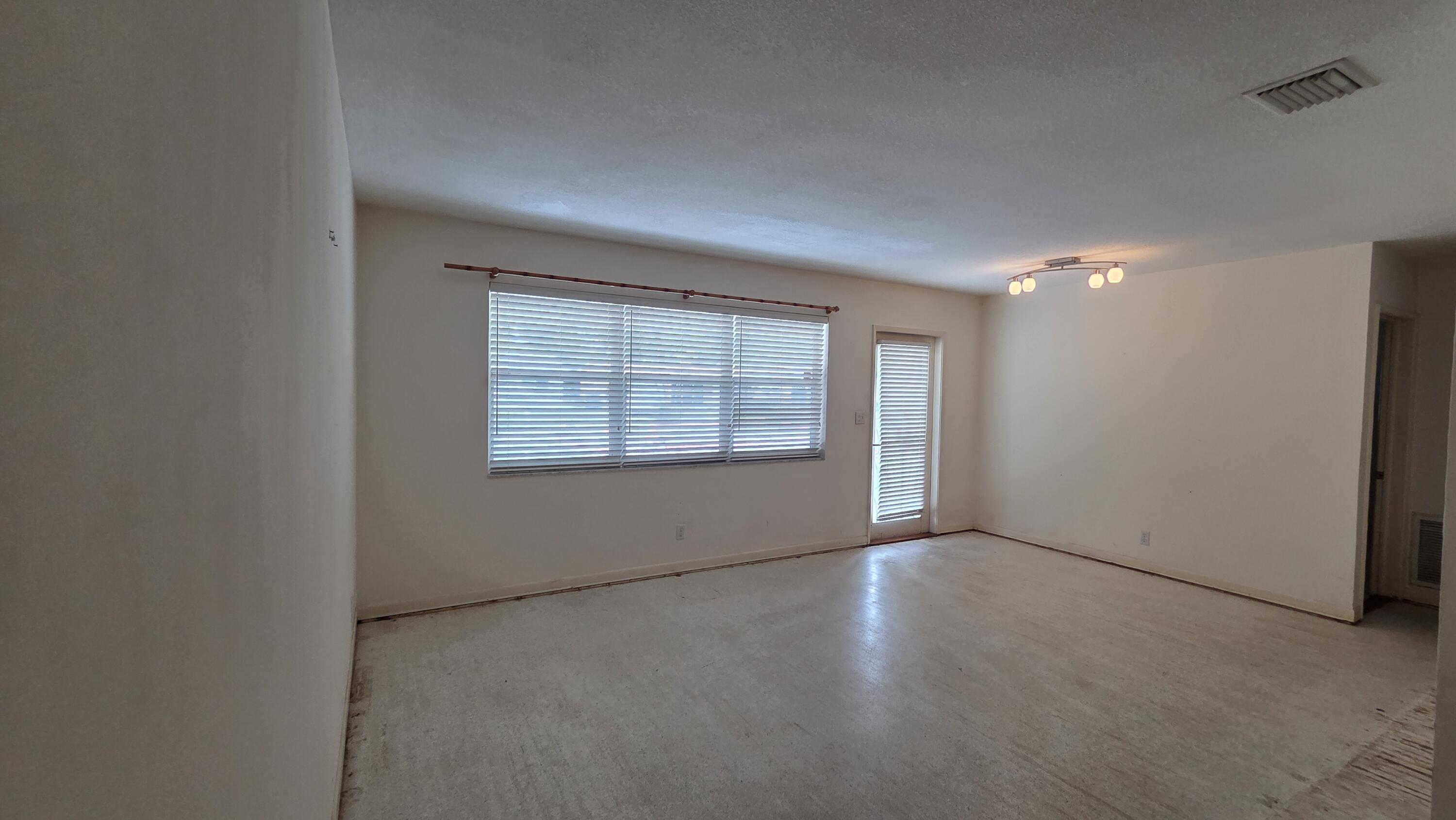 HOLLYWOOD HEIGHTS ADD SEC ONE - Residential