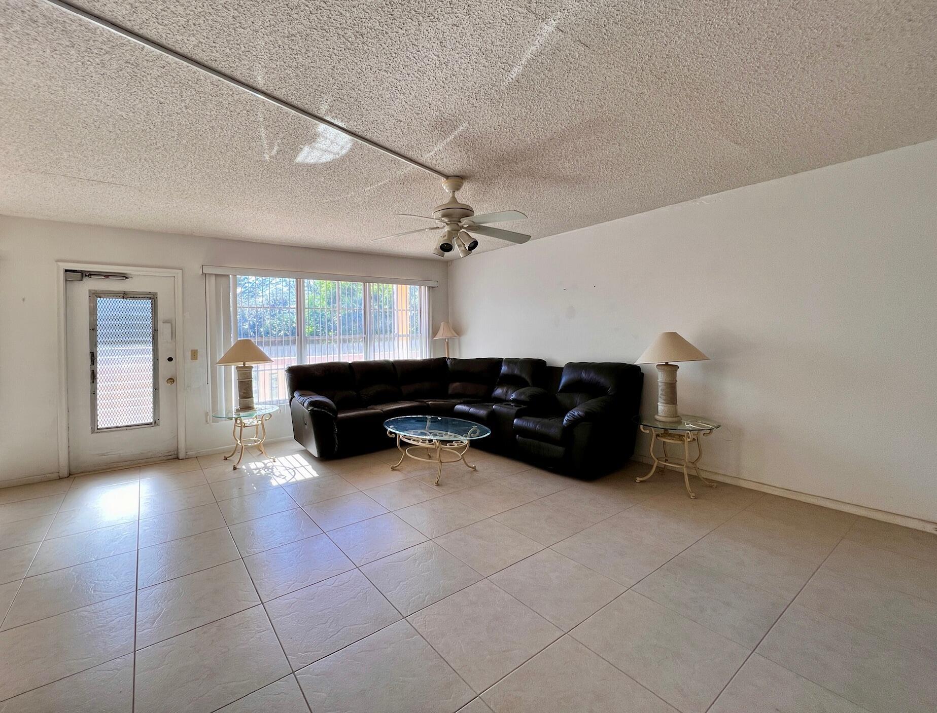 WELLINGTON CONDOS - Residential Lease