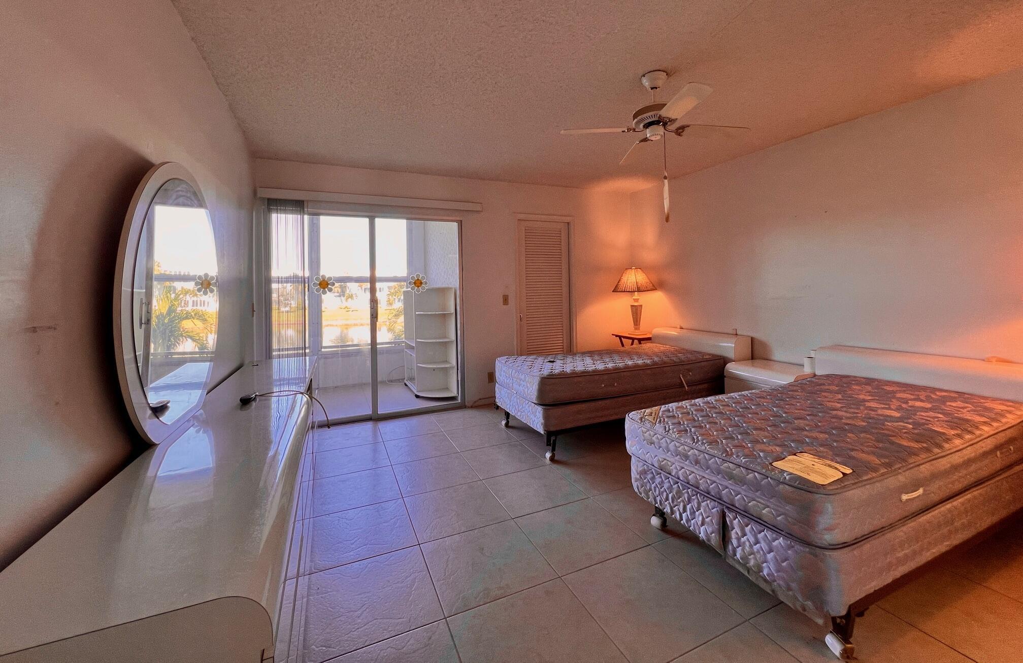WELLINGTON CONDOS - Residential Lease
