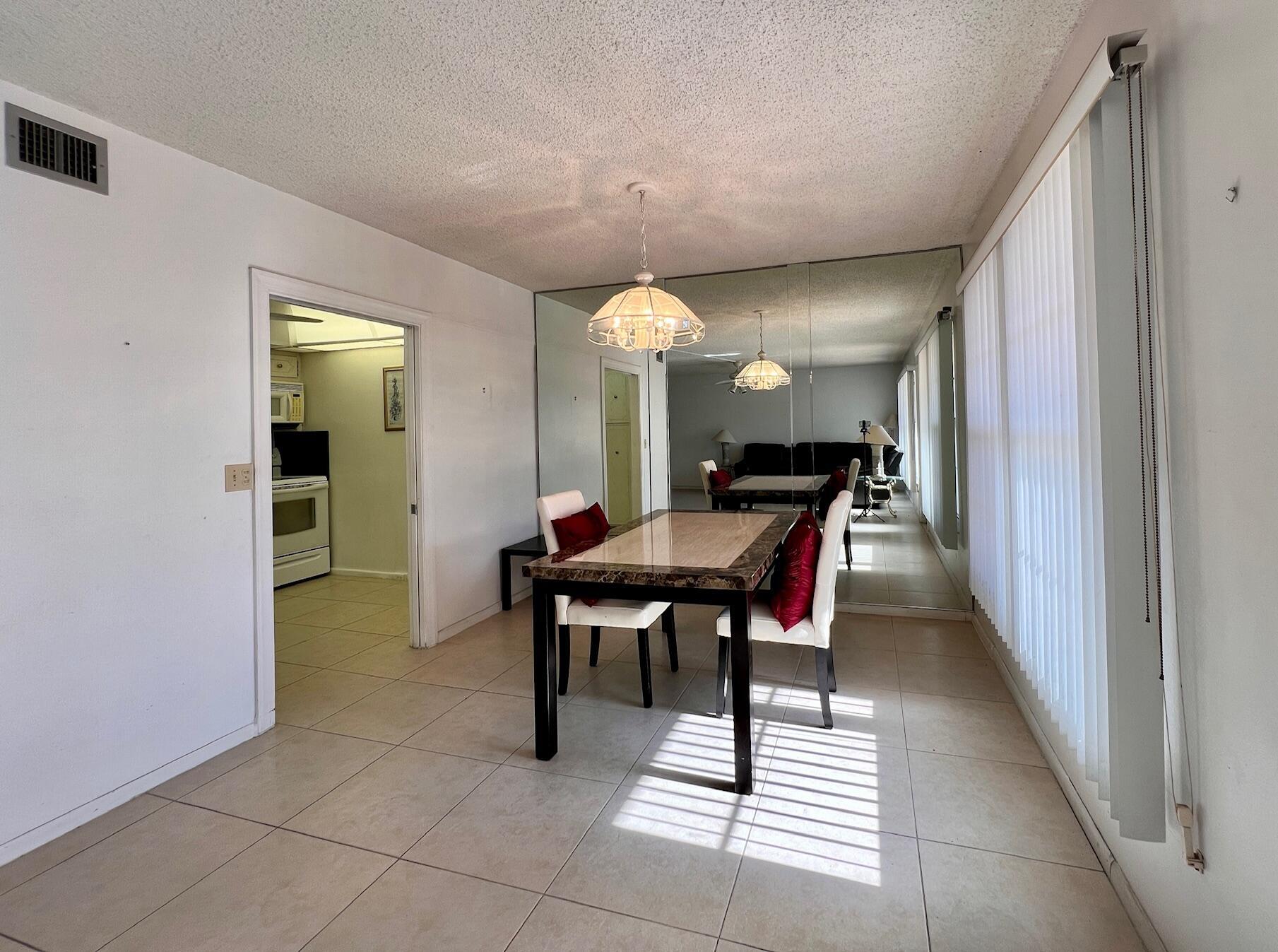 WELLINGTON CONDOS - Residential Lease