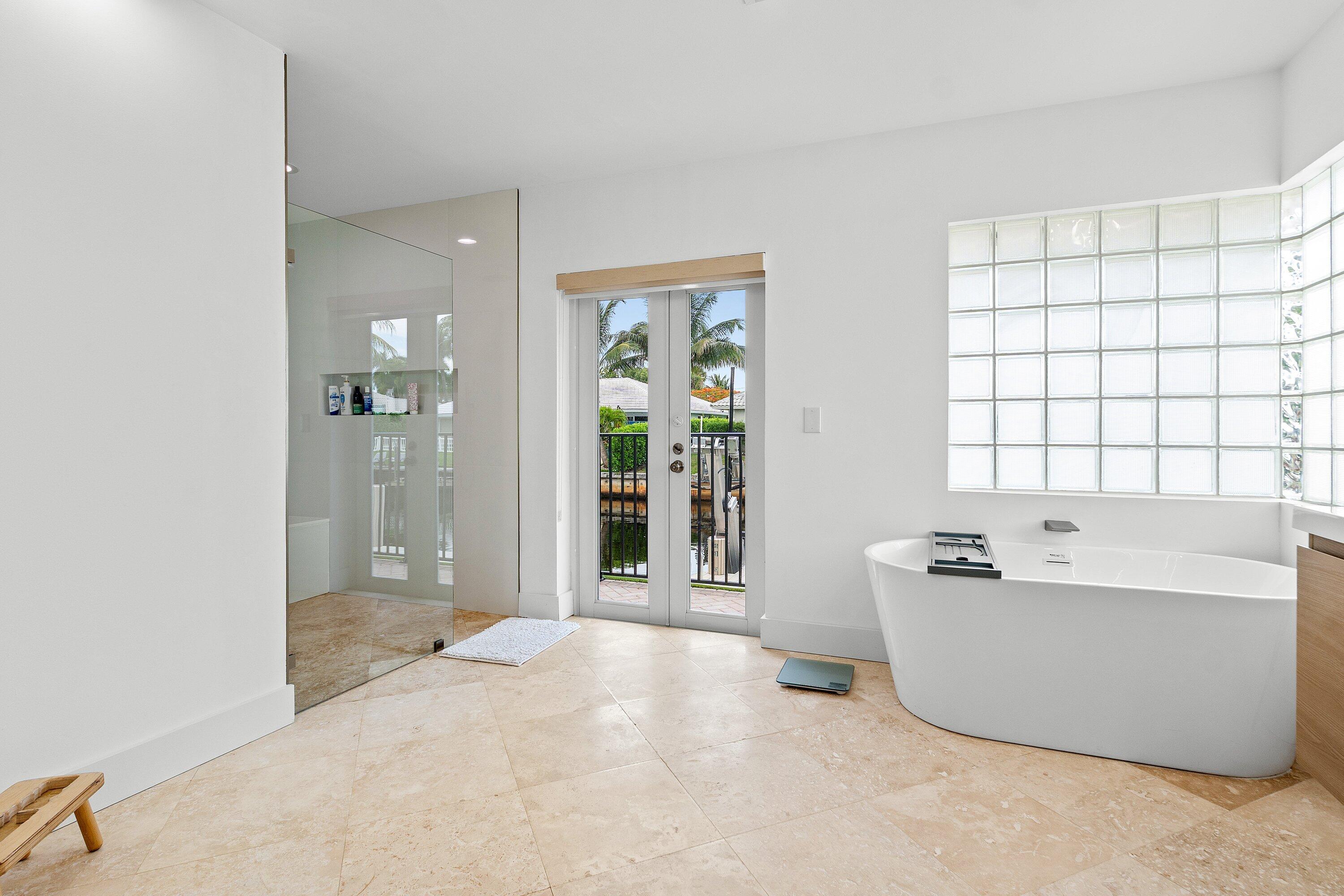CAMINO GARDENS SEC 3 - Residential Lease