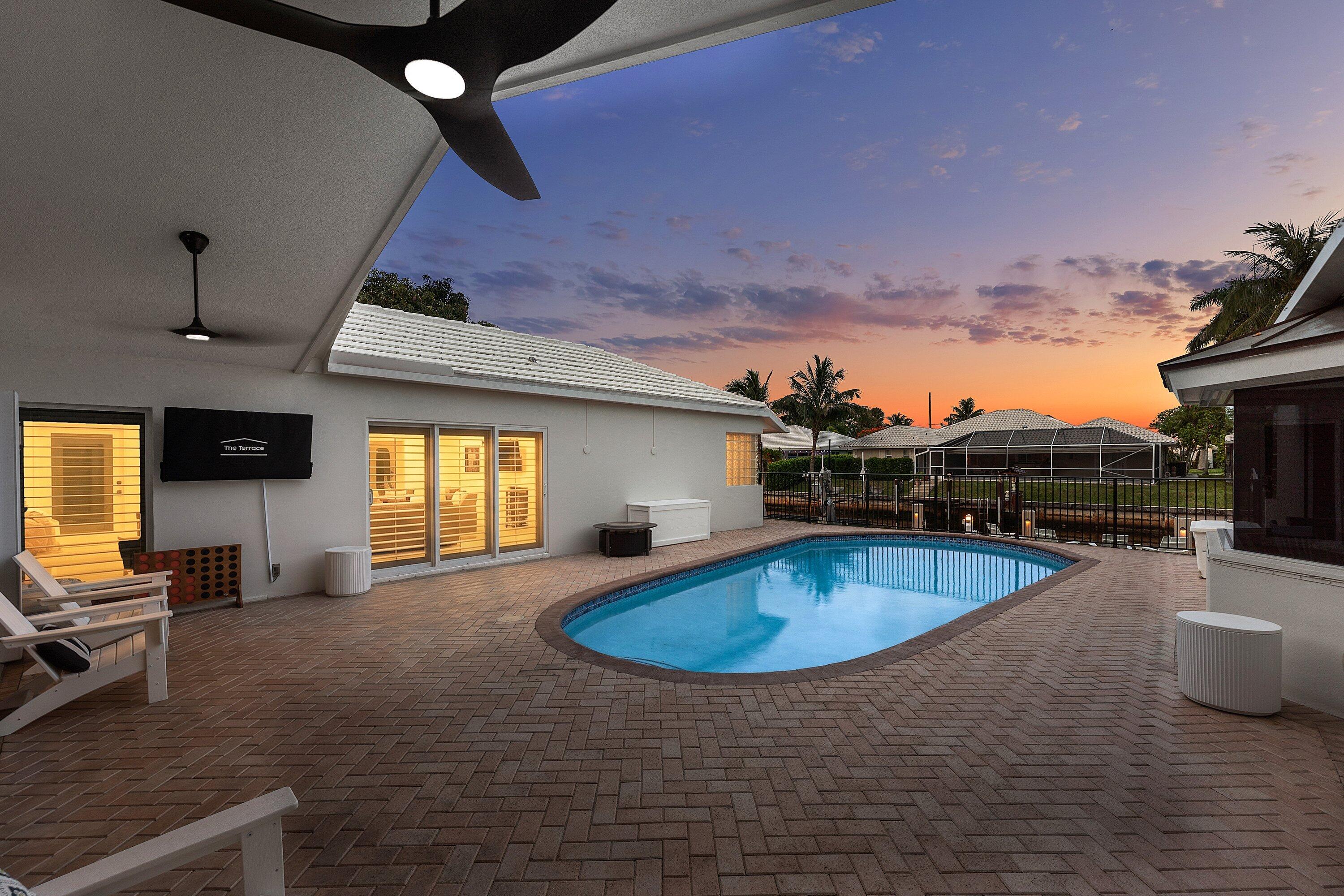 CAMINO GARDENS SEC 3 - Residential Lease