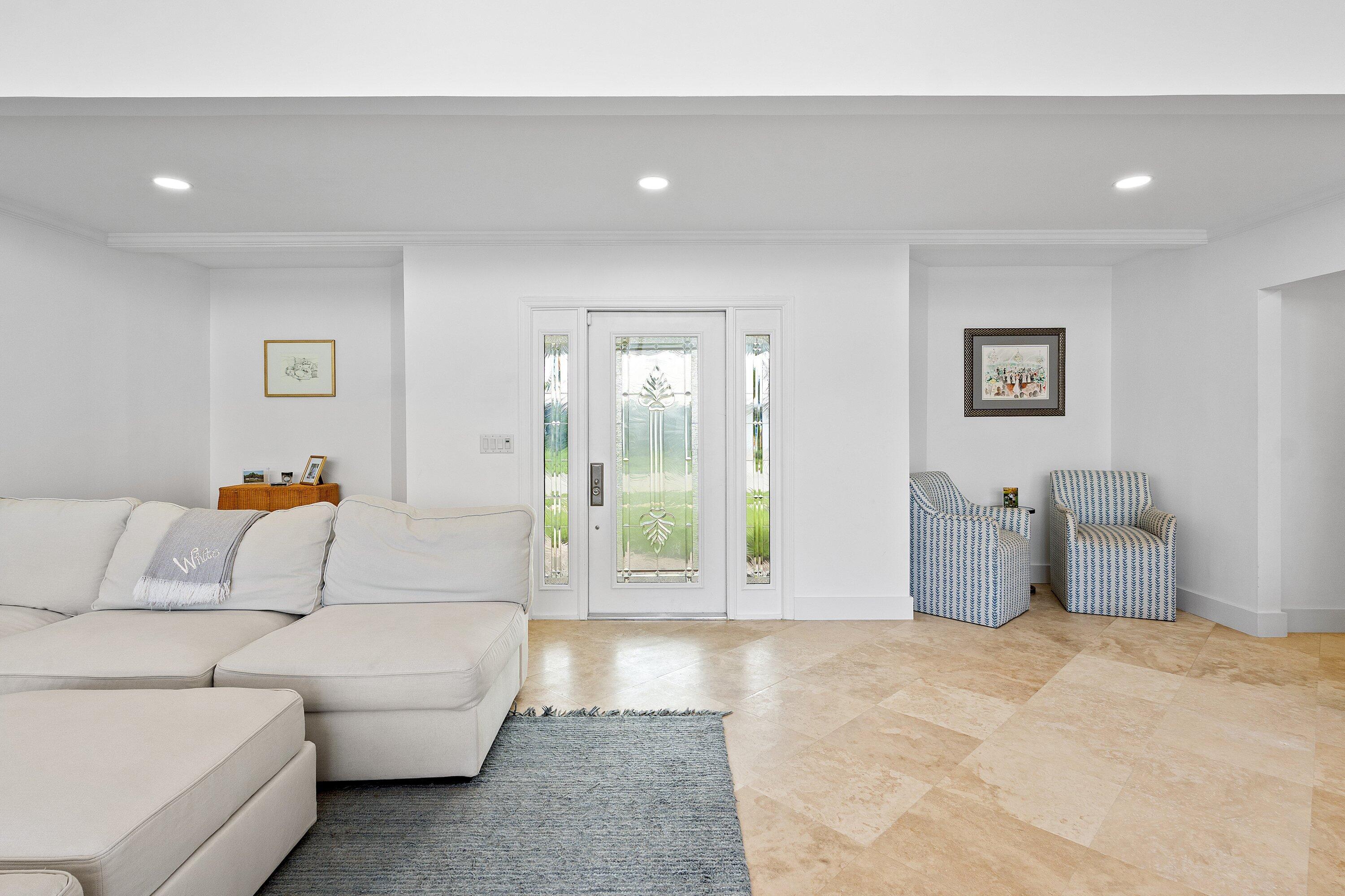 CAMINO GARDENS SEC 3 - Residential Lease