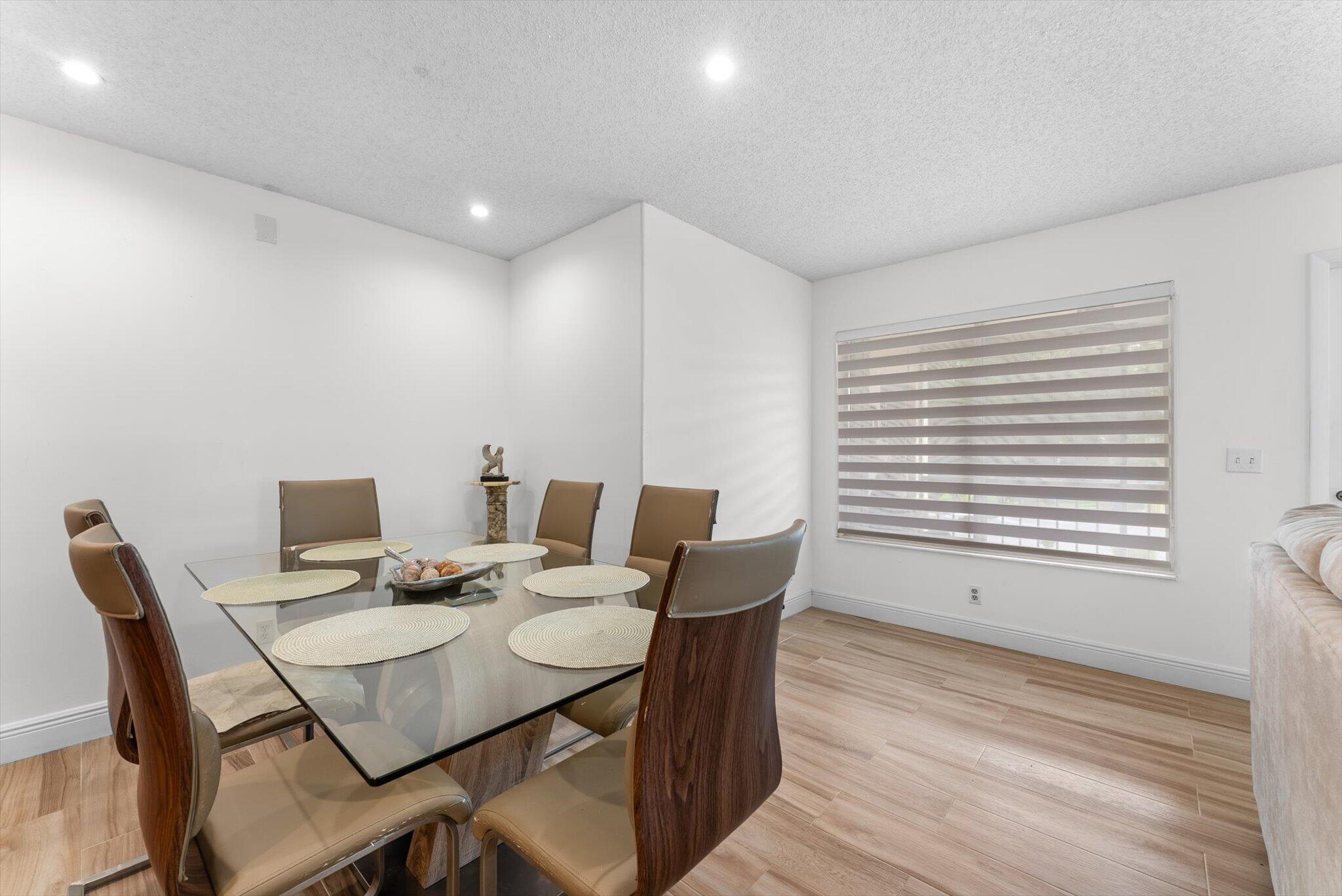 PINE RIDGE SOUTH IV CONDO - Residential