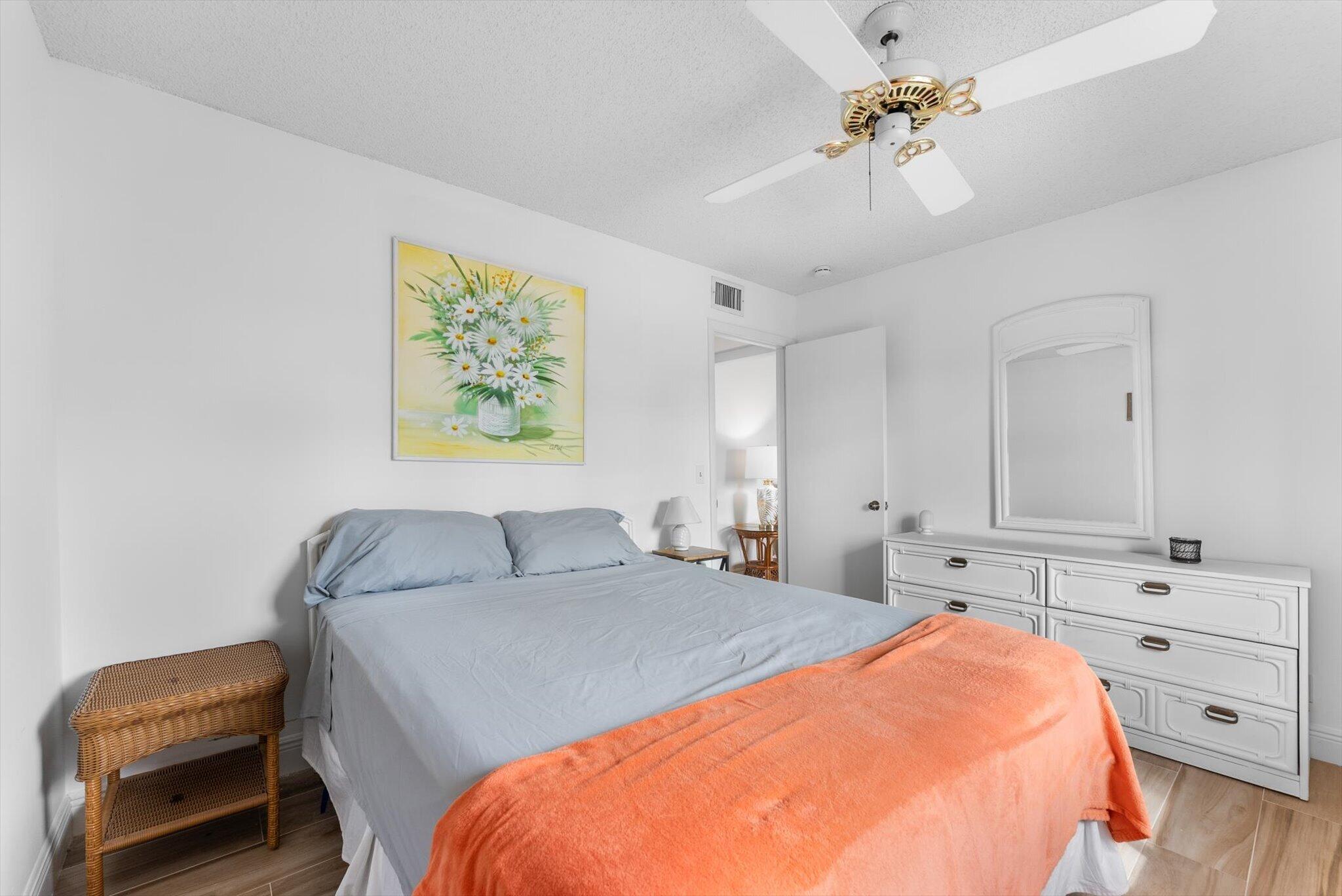 PINE RIDGE SOUTH IV CONDO - Residential