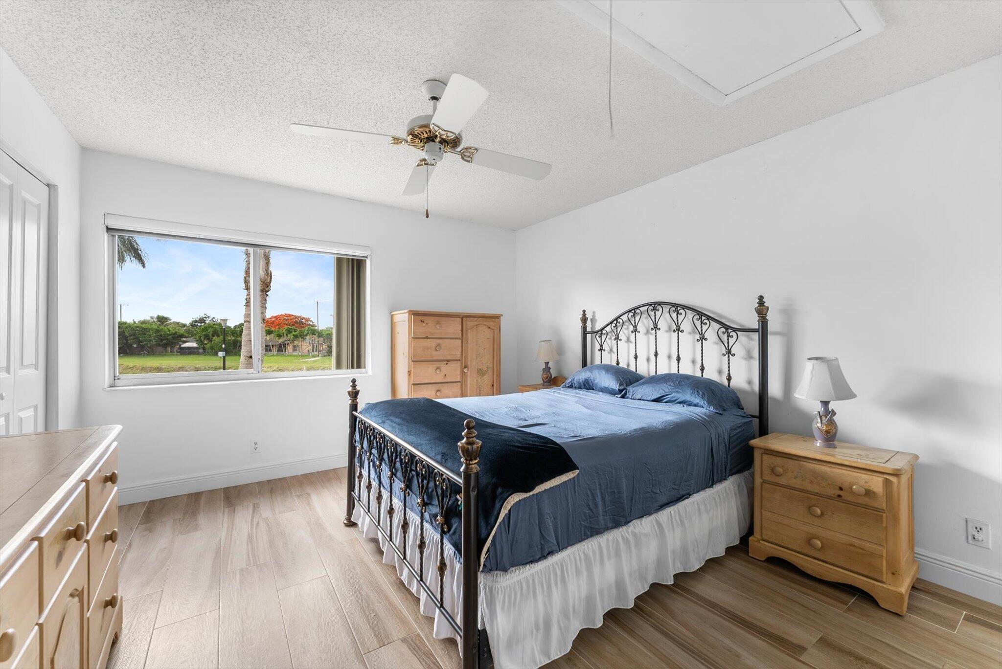 PINE RIDGE SOUTH IV CONDO - Residential