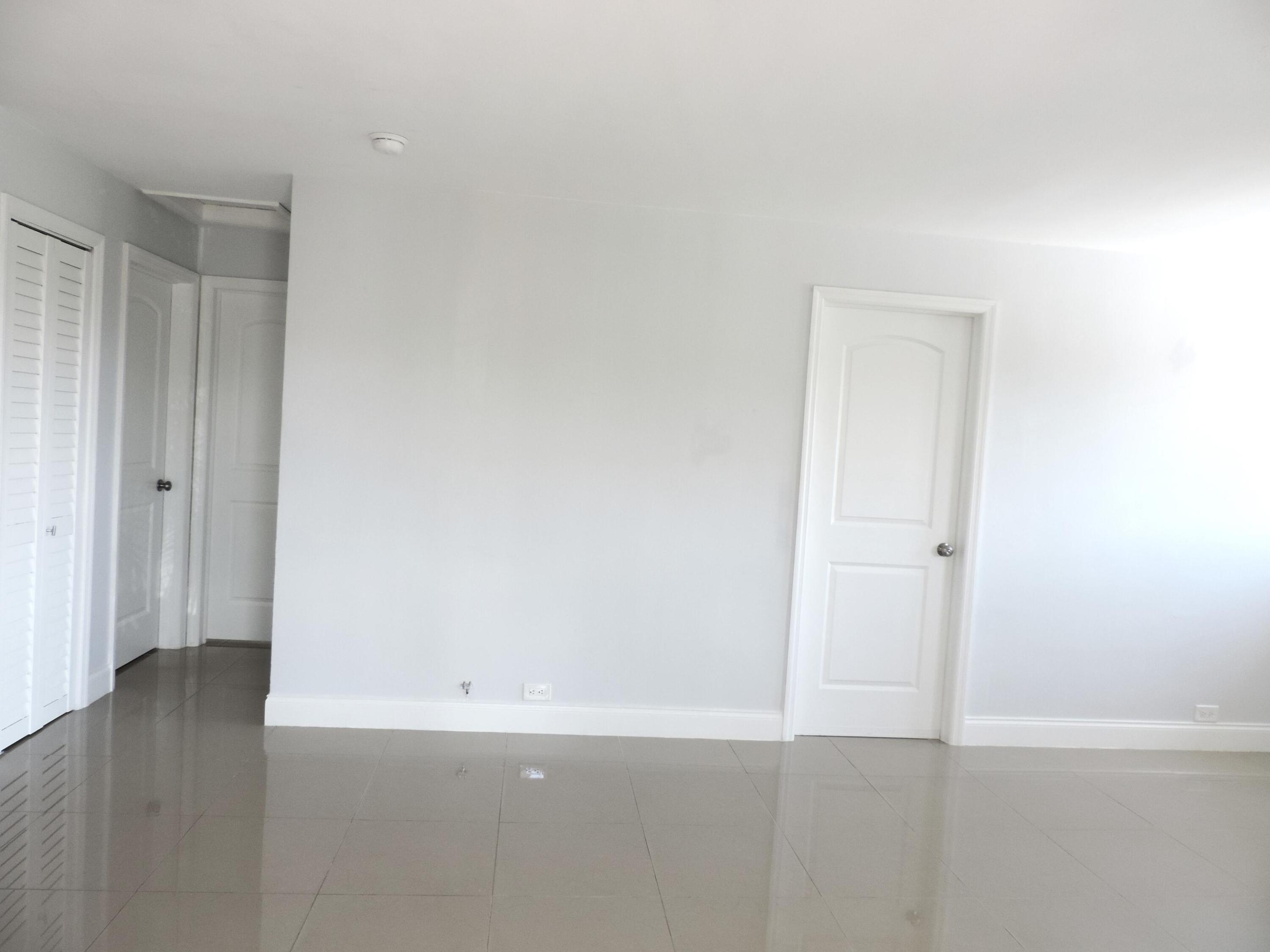 POMPANO ISLES SEC - Residential Lease