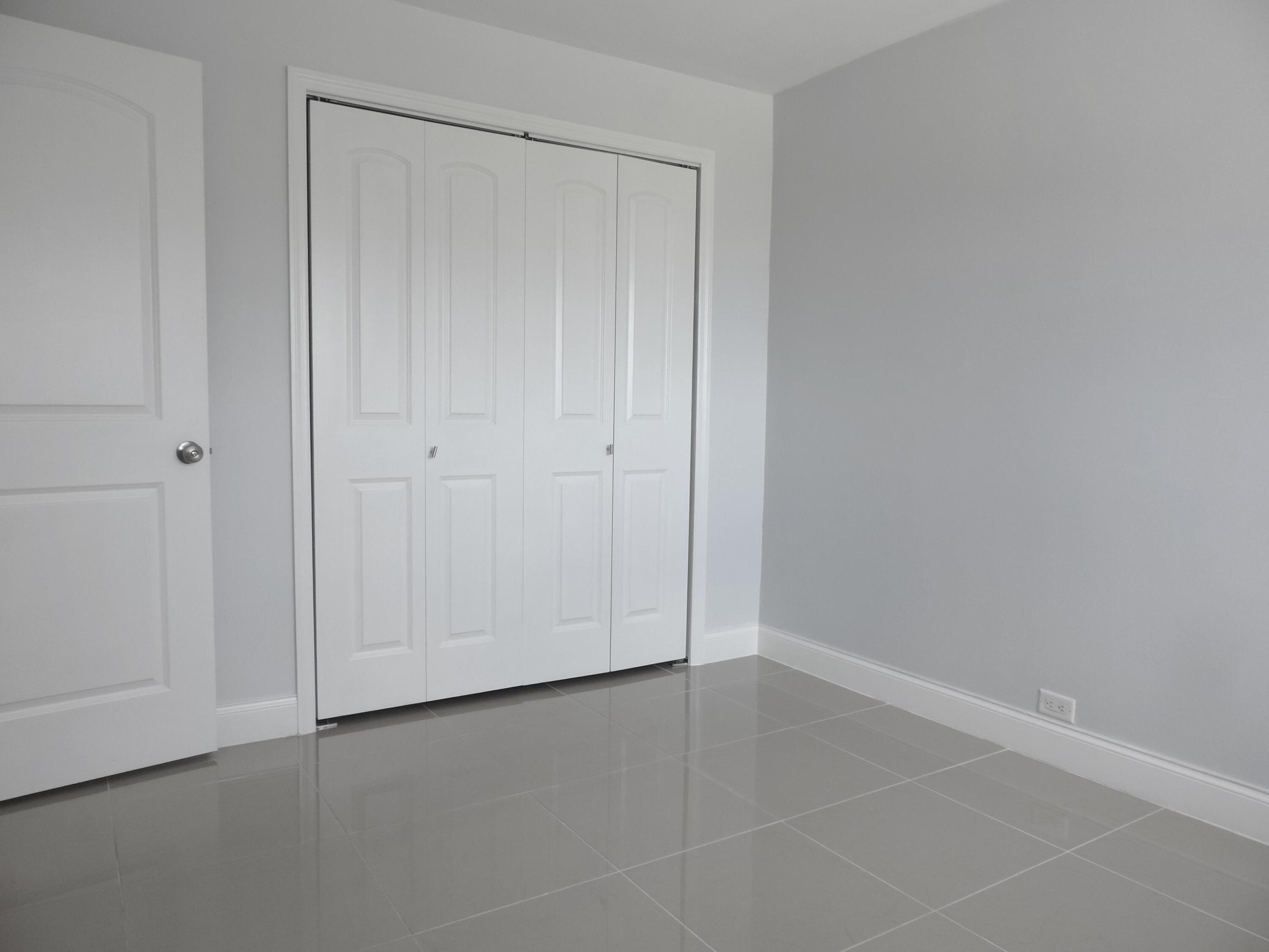 POMPANO ISLES SEC - Residential Lease