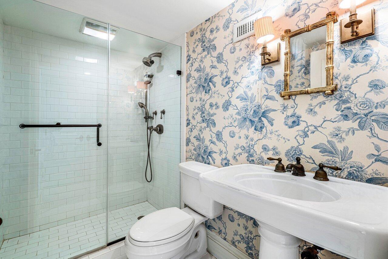 BOULEVARD ESTATES - Residential