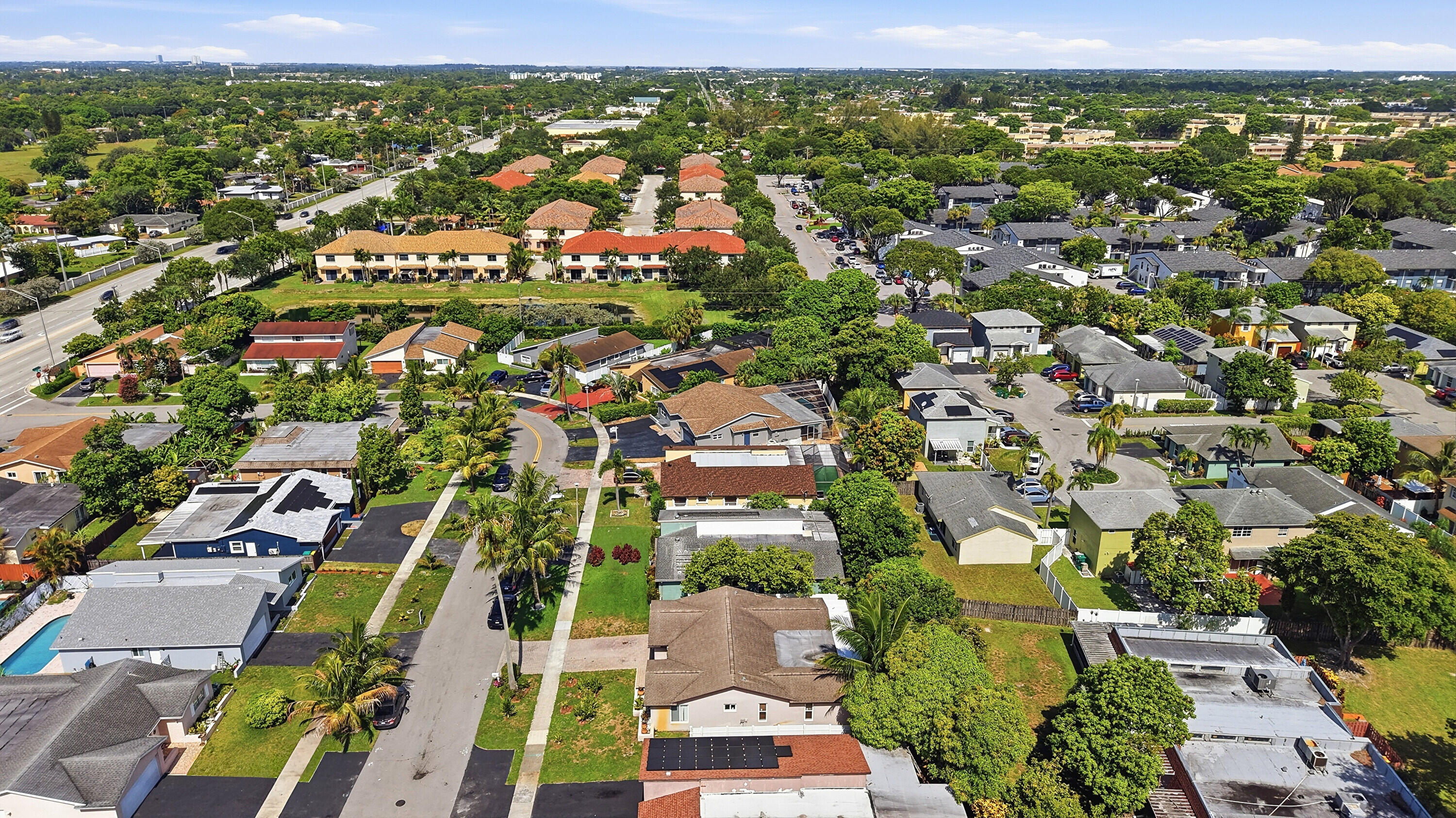 WOODLAND GREENS - Residential