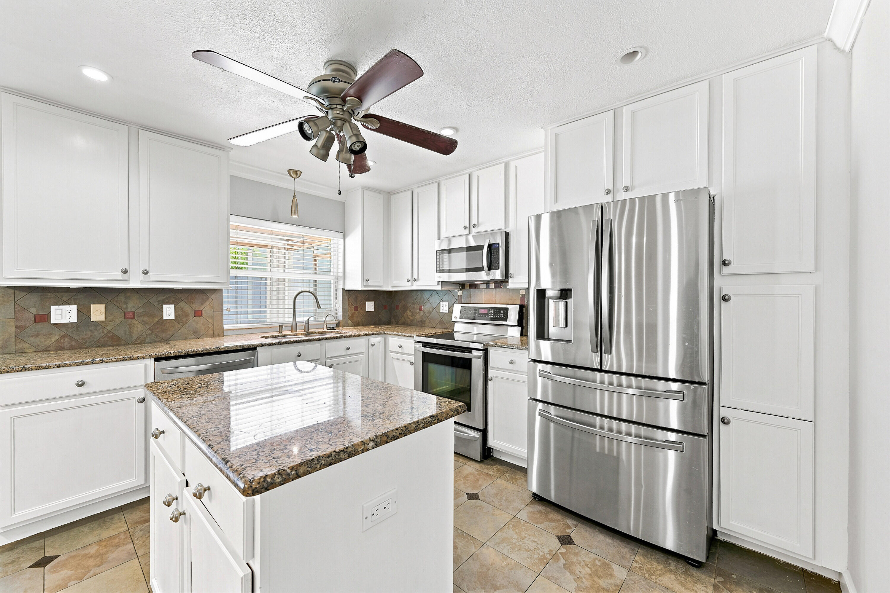 WOODLAND GREENS - Residential