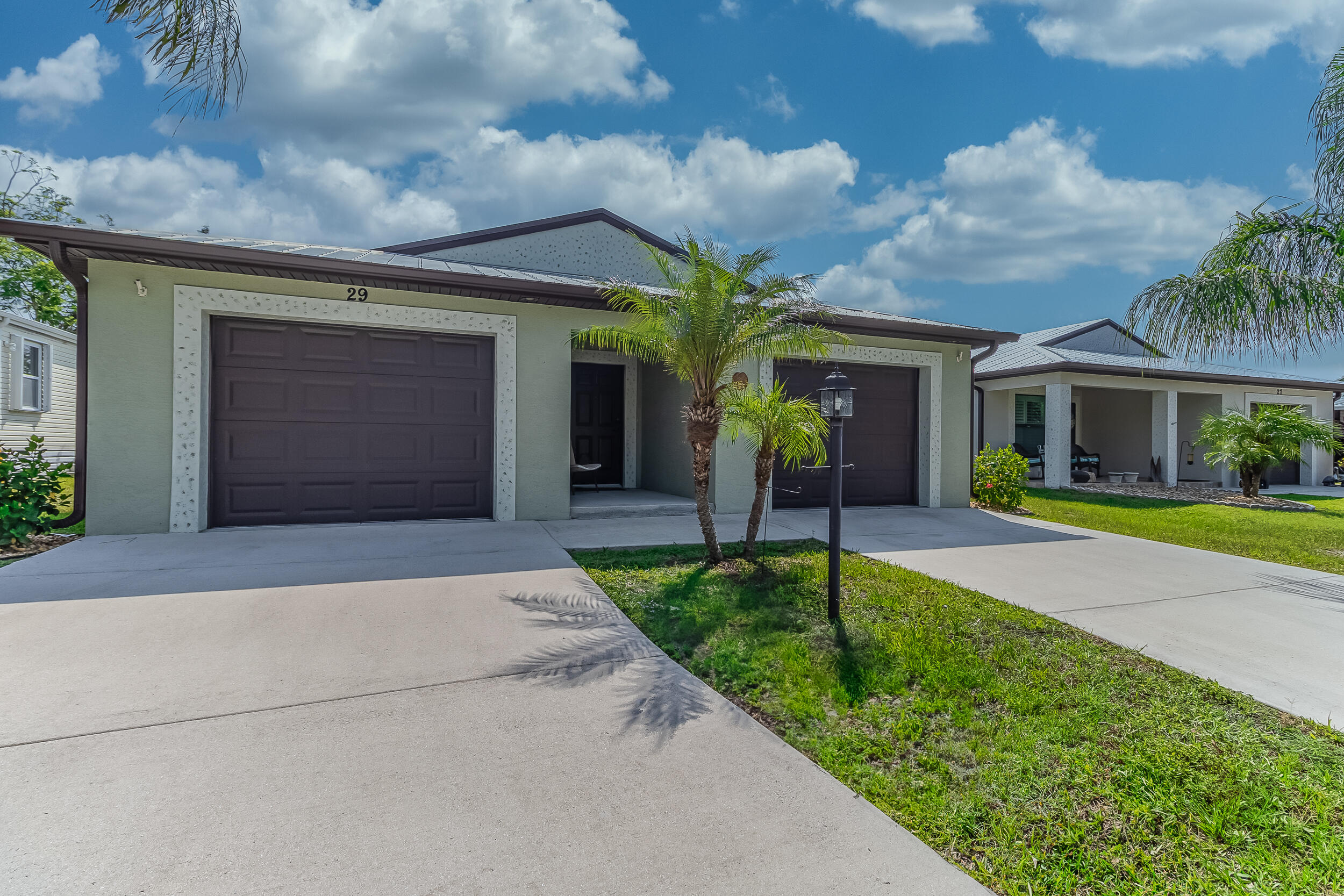 SPANISH LAKES ONE LEASEHOLD ESTATES - Residential